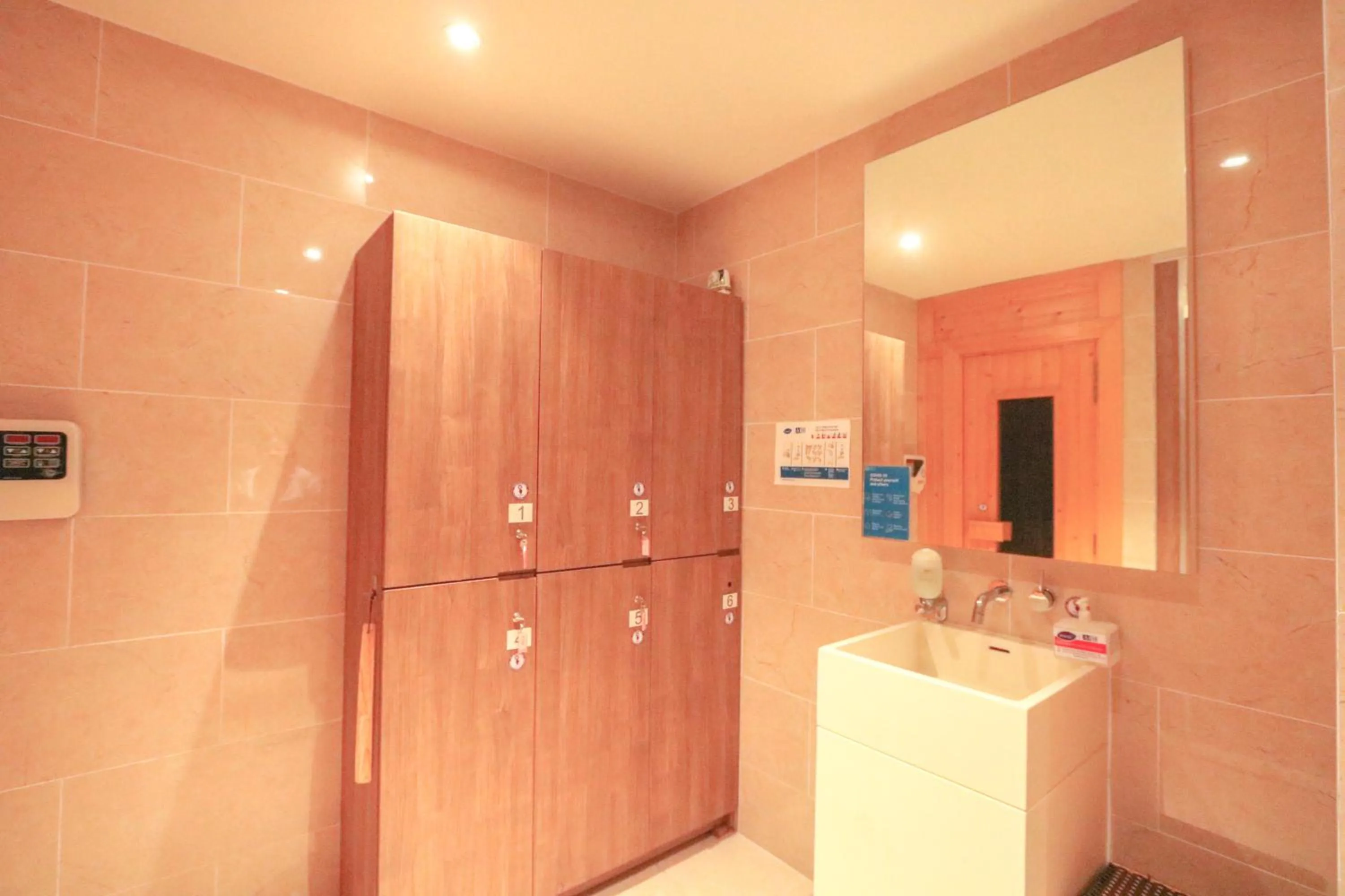 Fitness centre/facilities in Mercure Hai Phong