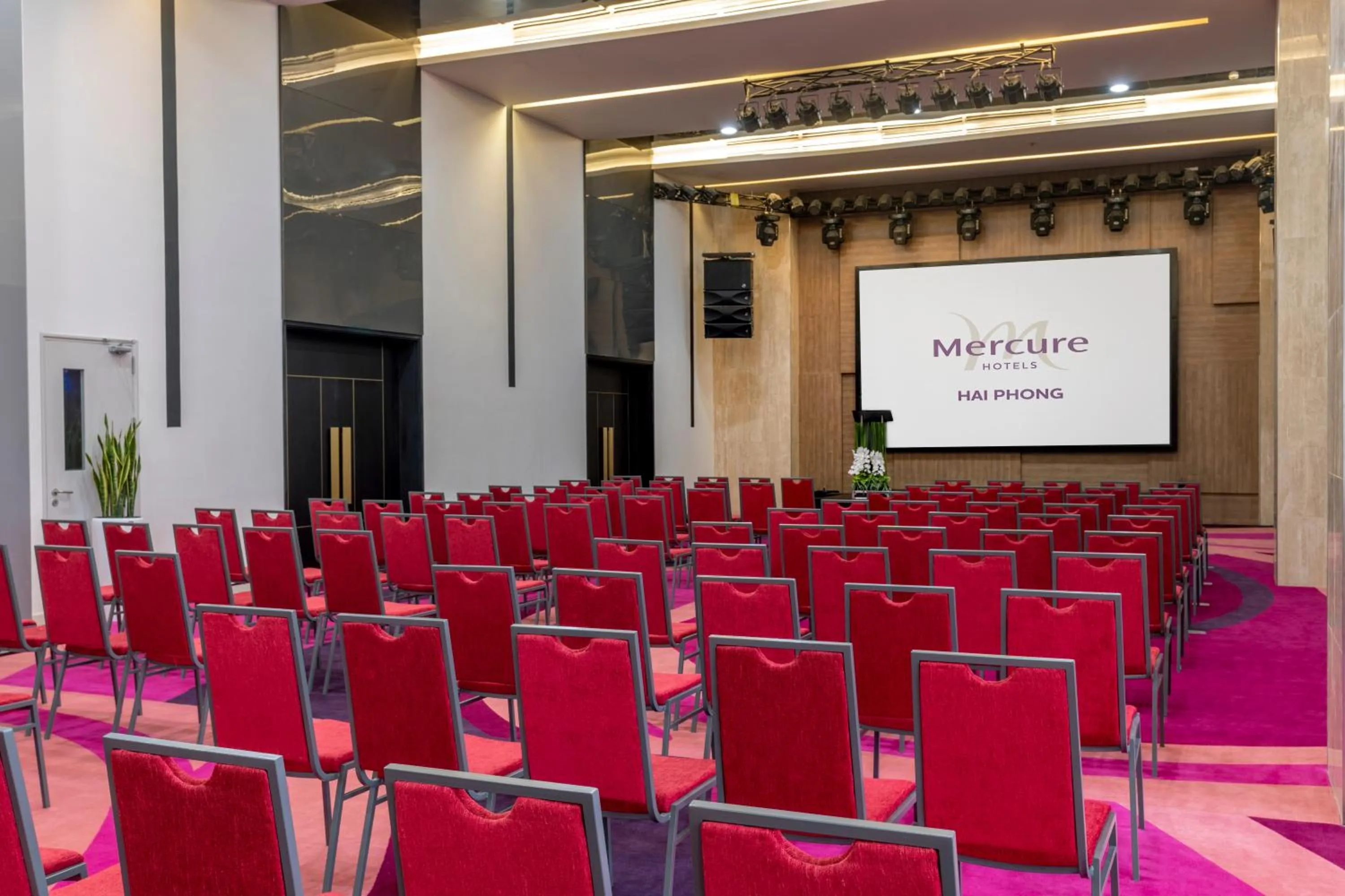Banquet/Function facilities in Mercure Hai Phong