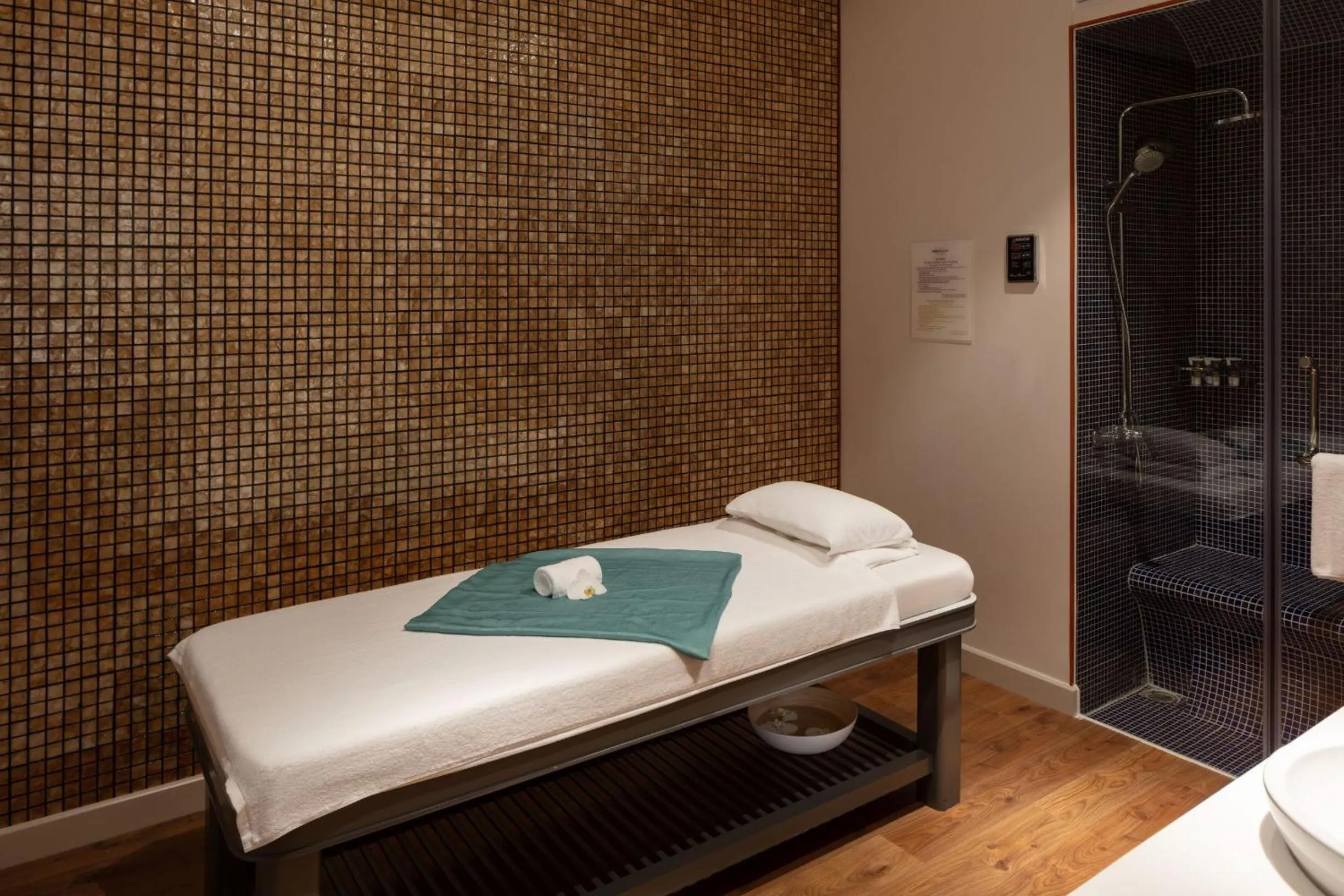 Massage, Bed in Mercure Hai Phong