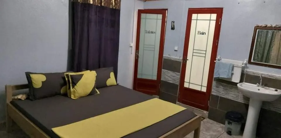 Bed in Auberge bouloulou