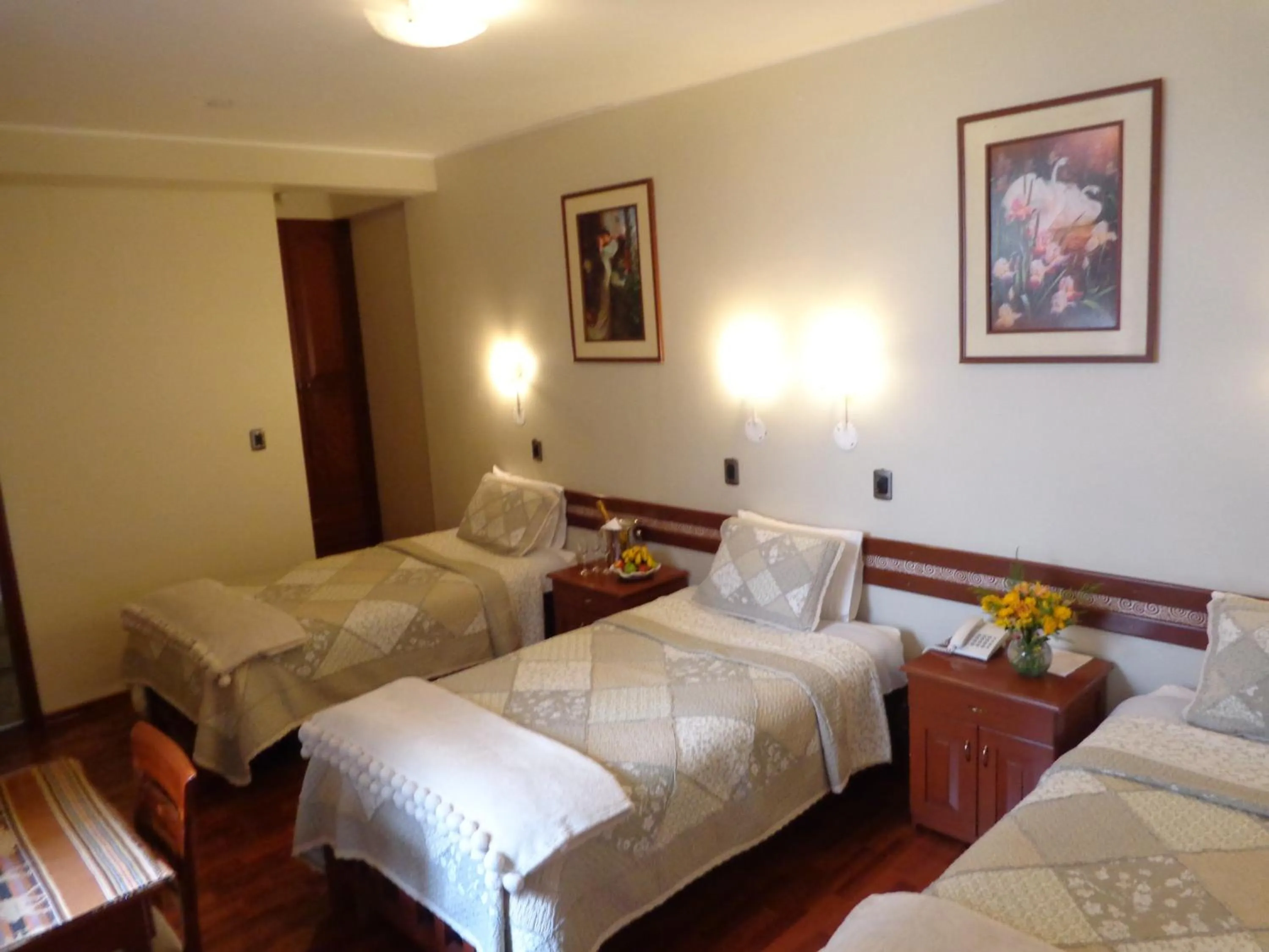 Photo of the whole room, Bed in Antawasi Hotel