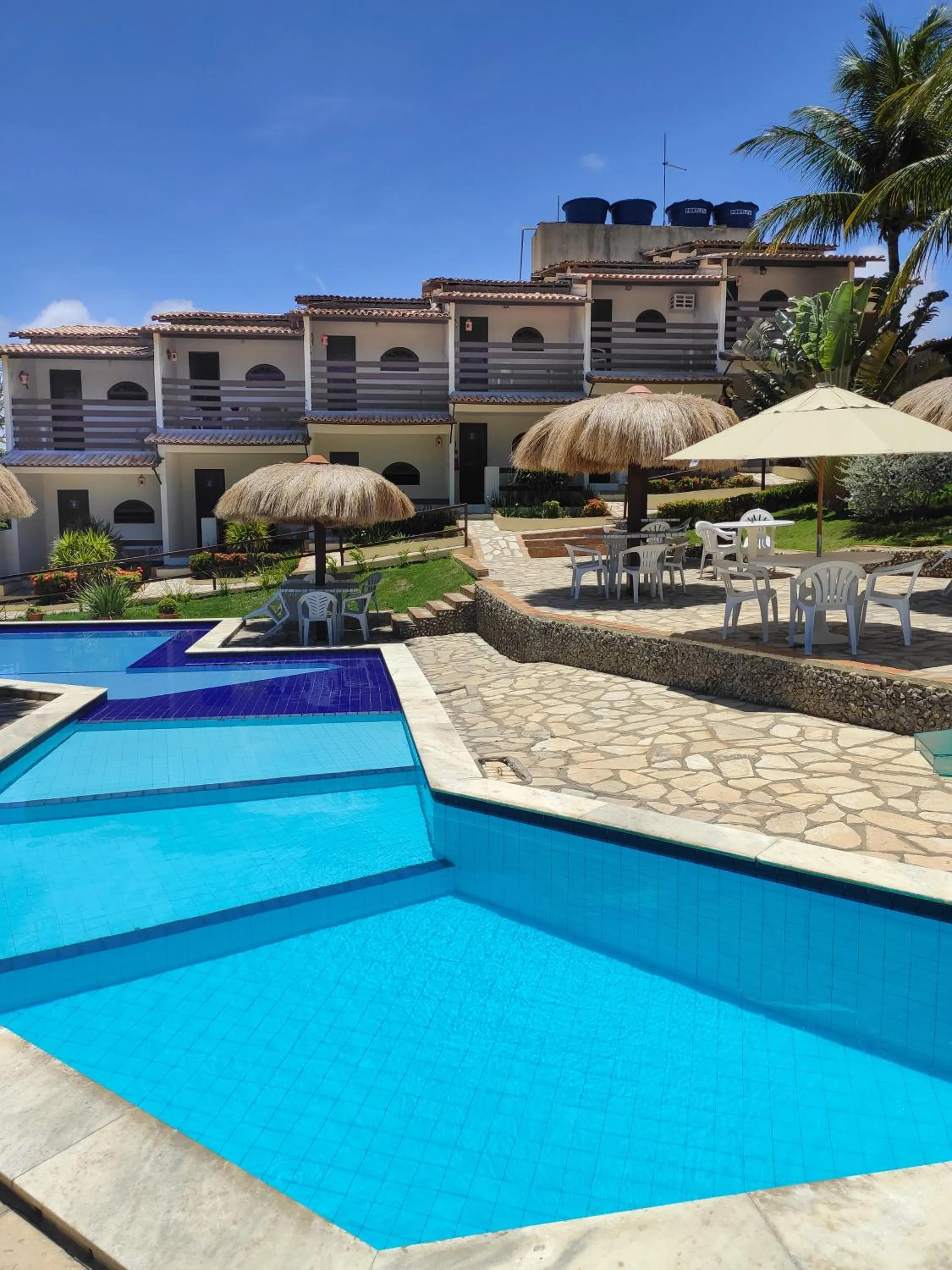 Swimming pool in Pousada Enseada do Sol