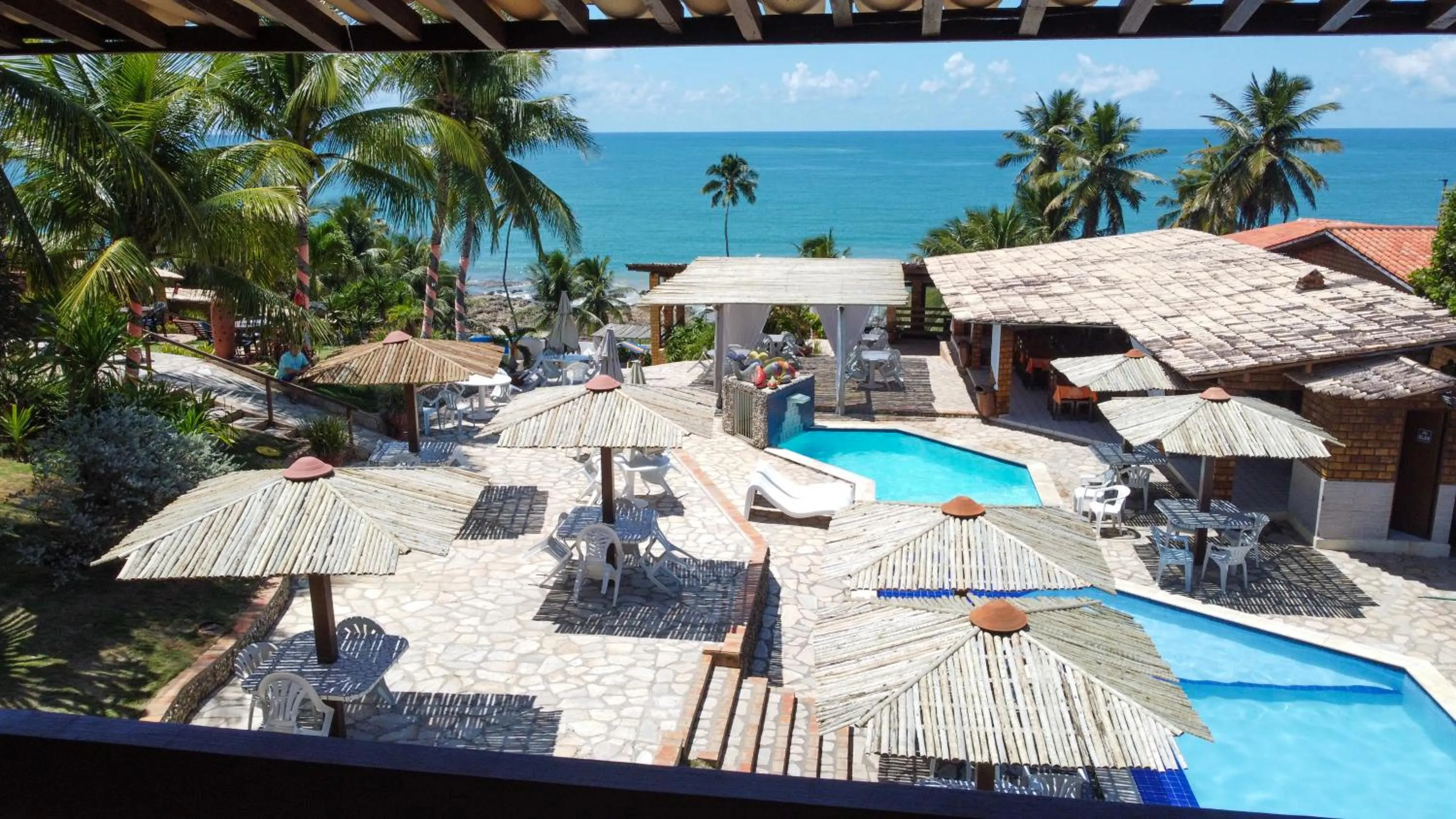 Beach in Pousada Enseada do Sol