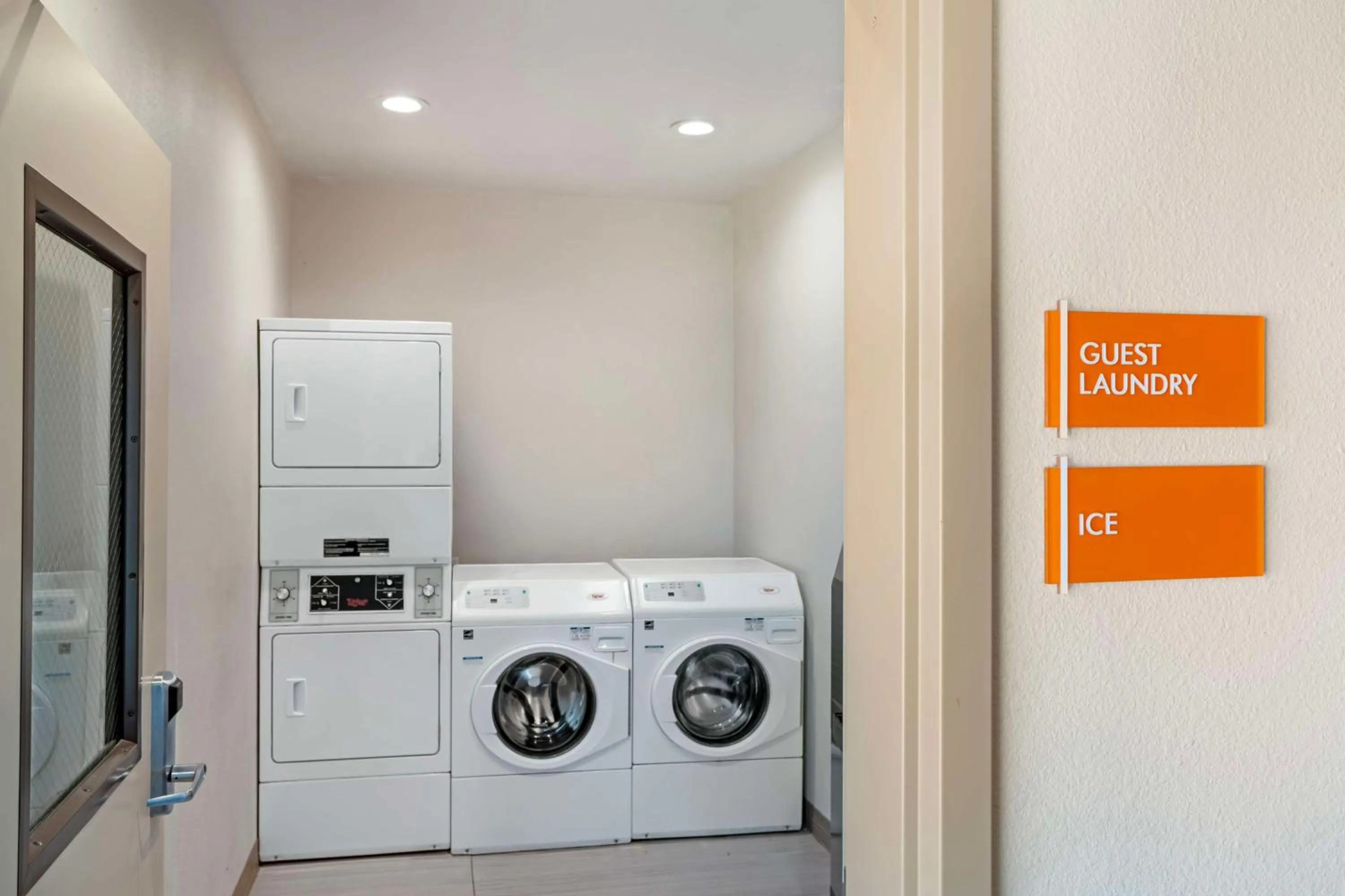 laundry in Best Western Executive Residency IH-37 Corpus Christi