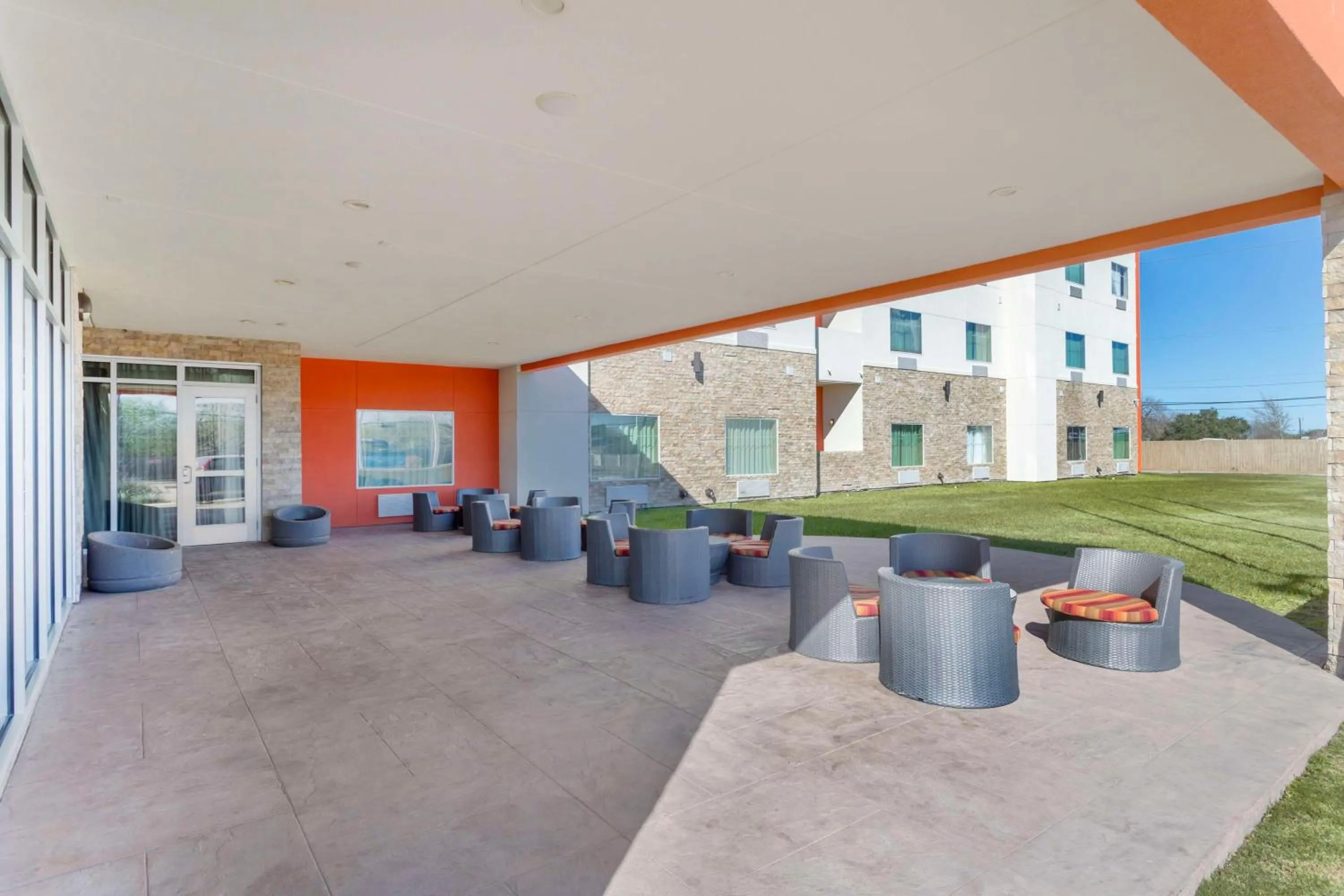 Property building in Best Western Executive Residency IH-37 Corpus Christi