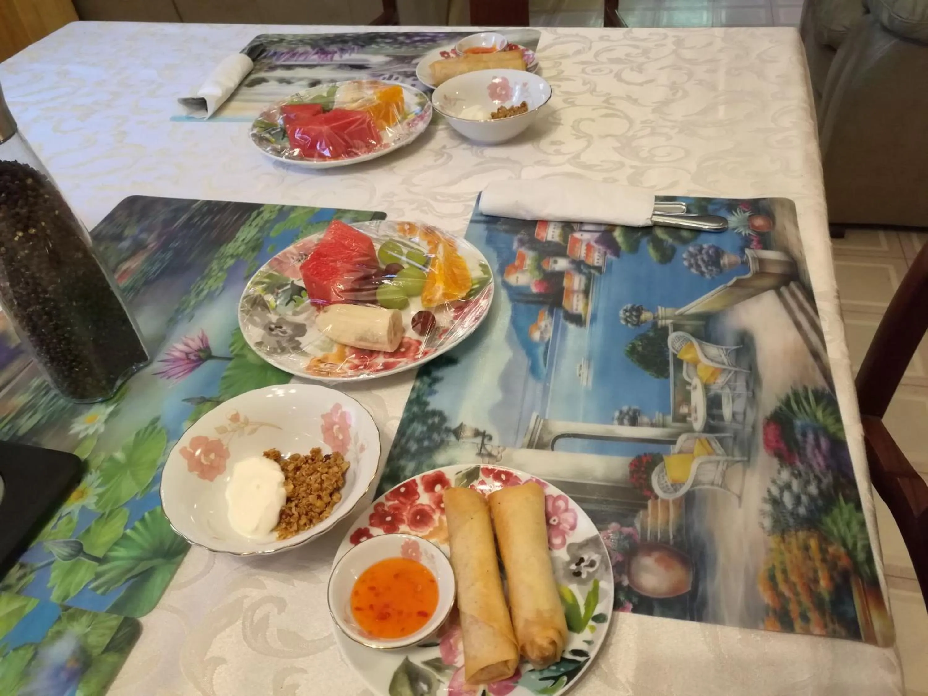 Breakfast in Ambassador's Inn Next Door