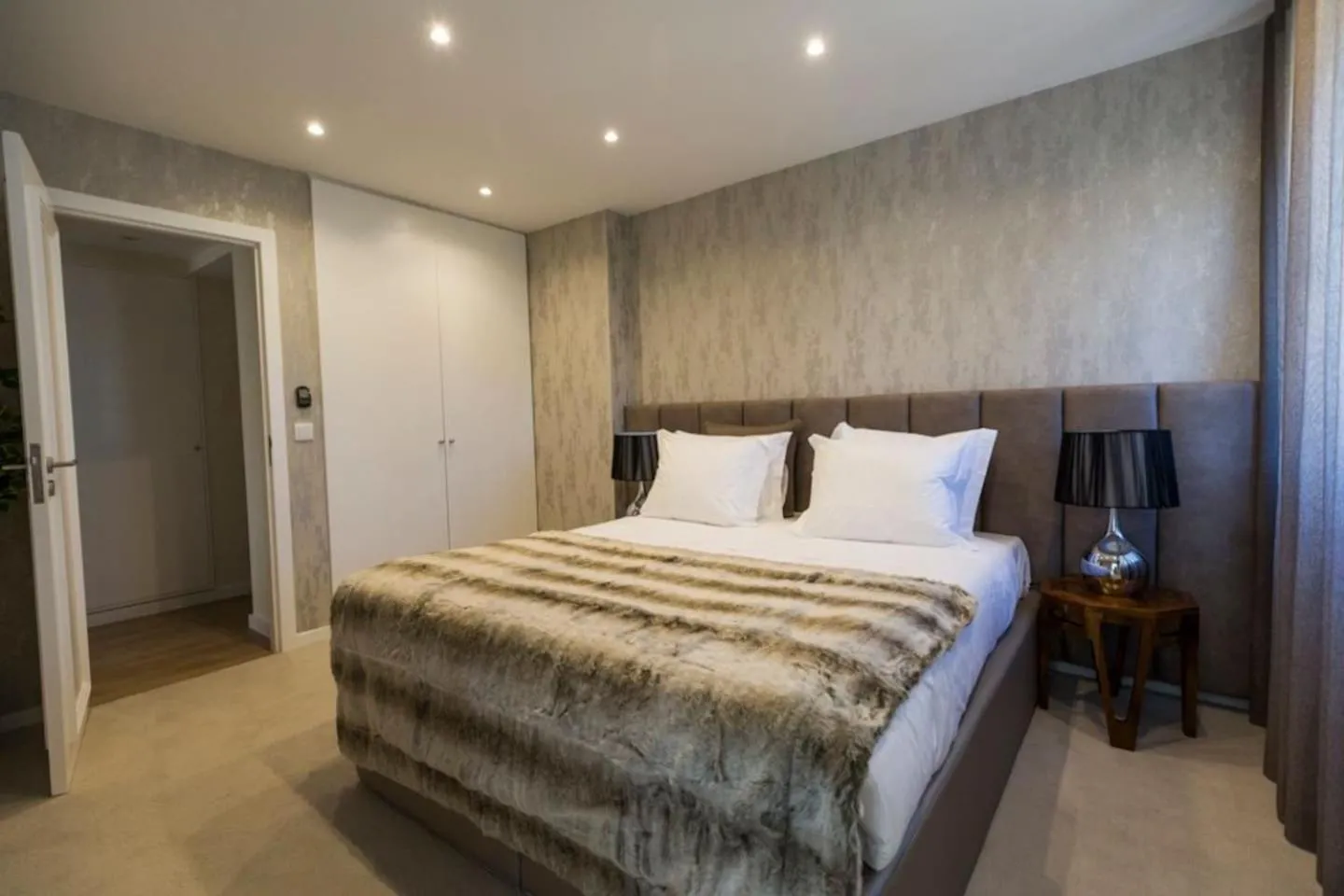 Bed in Olá Lisbon - Luxury Graça I