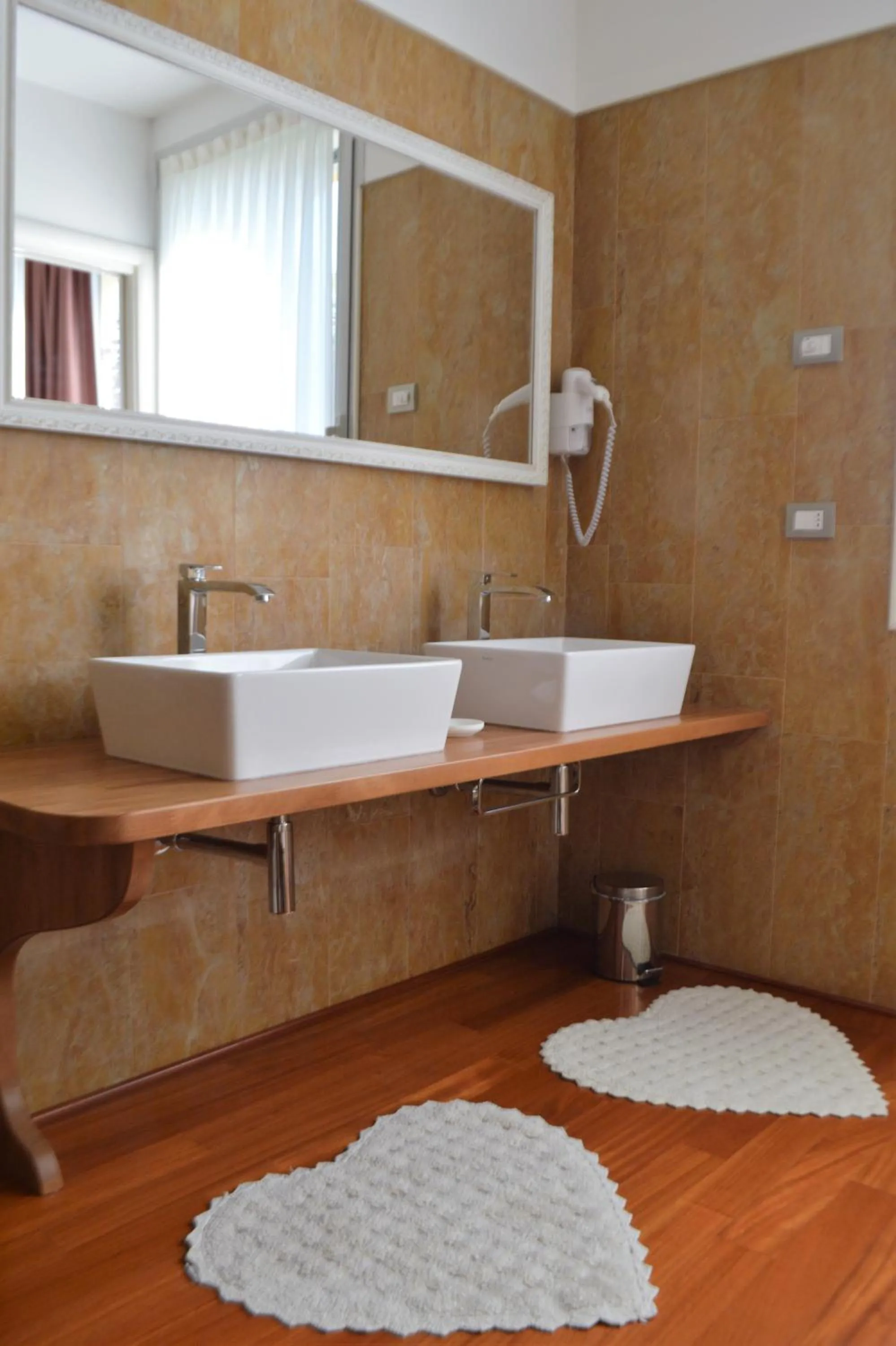 Shower in Villa Montenero