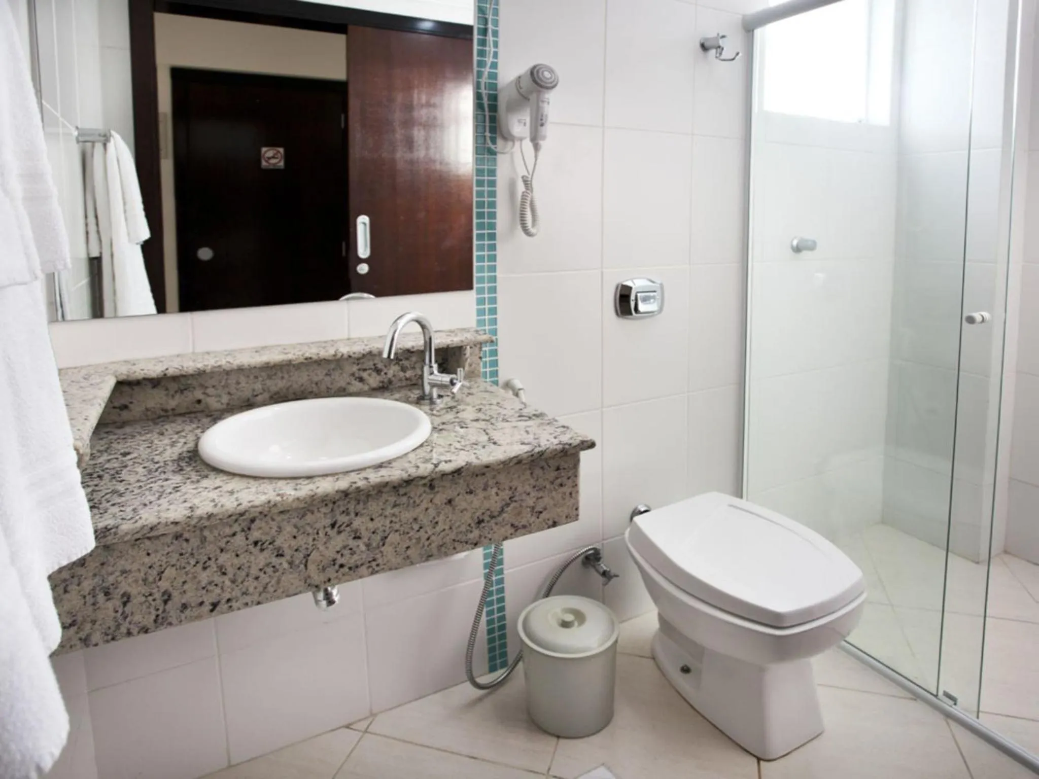 Shower in Tropikalya Gold Hotel