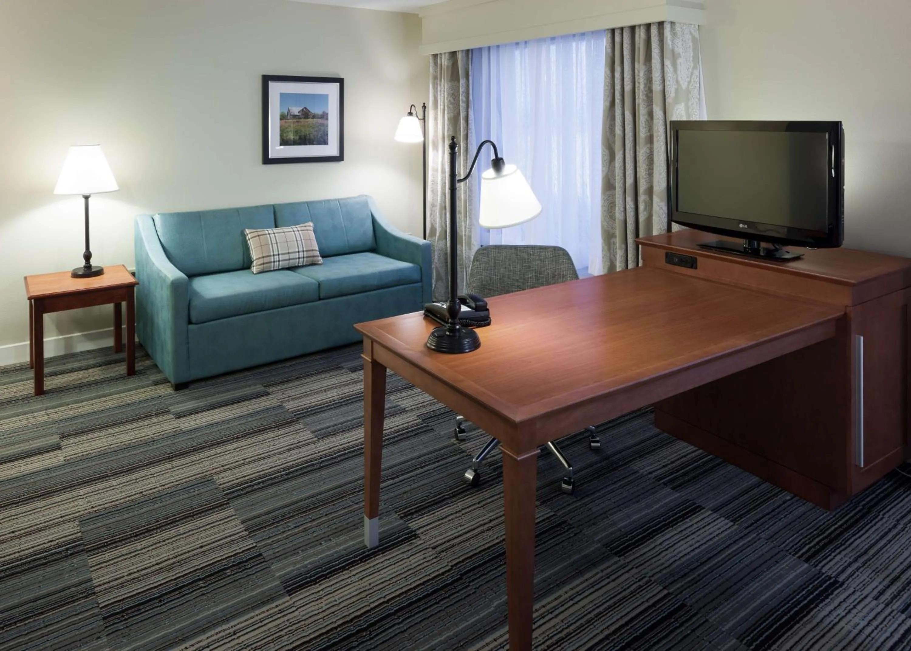 Living room in Hampton Inn & Suites Davenport
