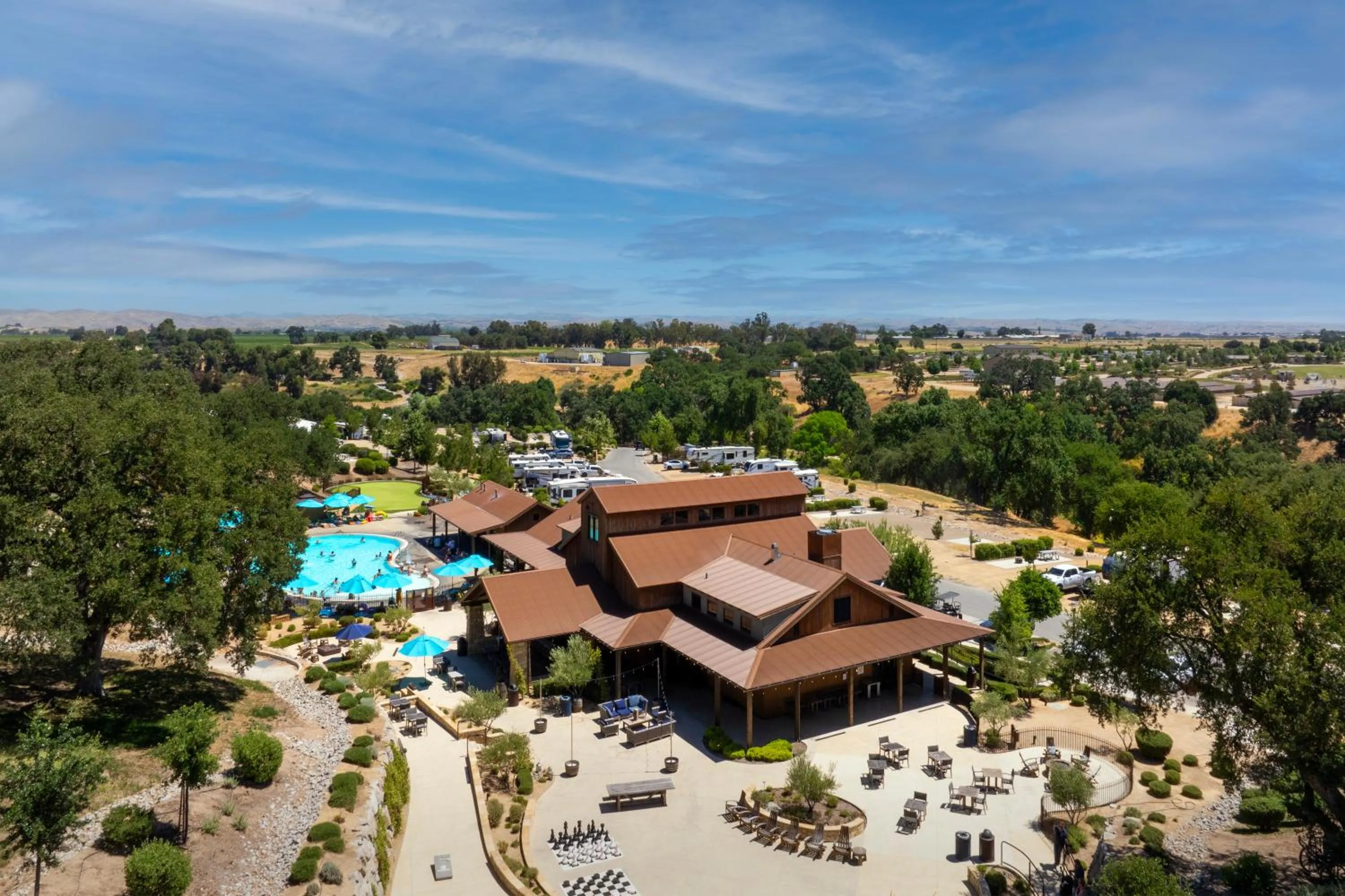 Property building in Sun Outdoors Paso Robles