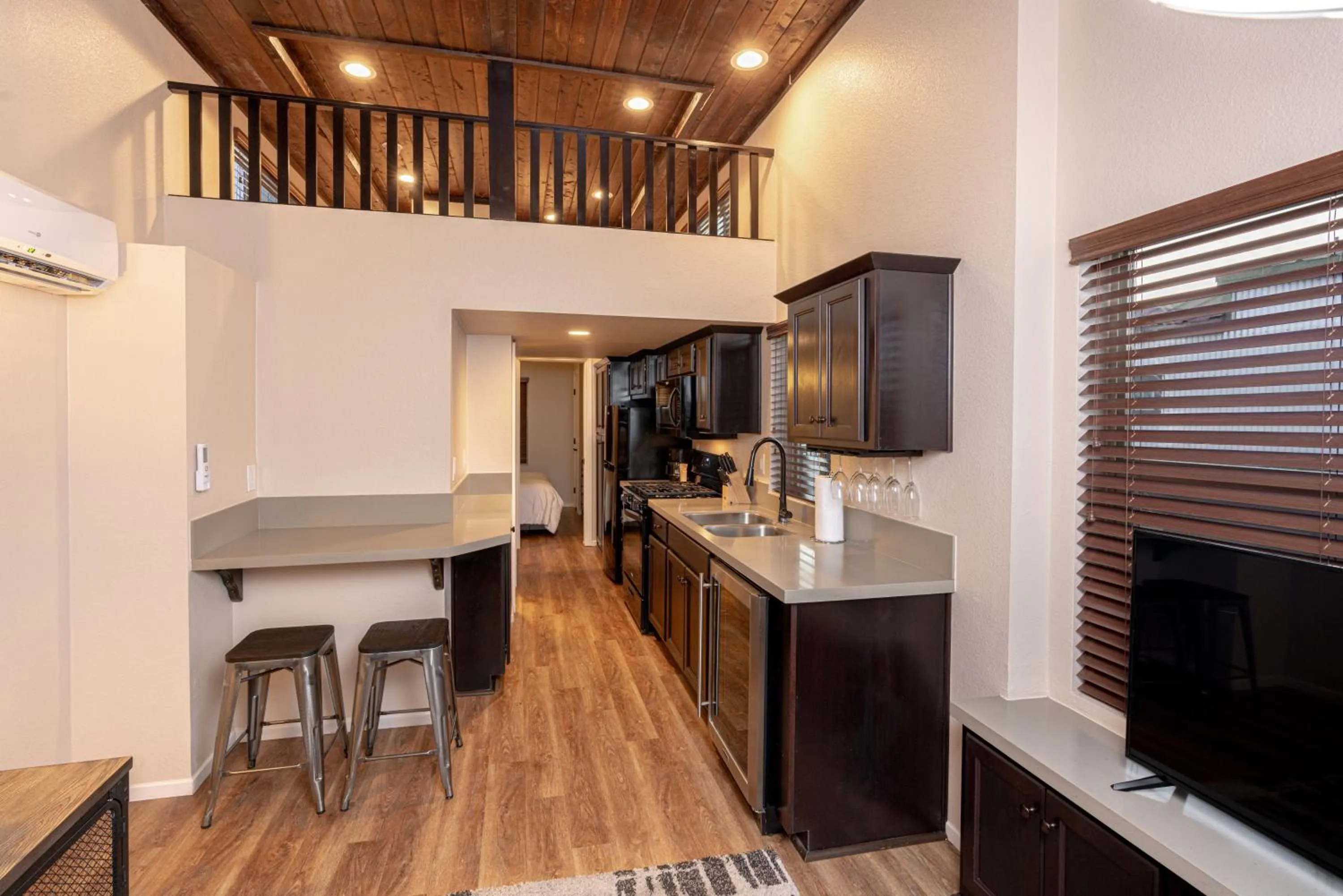 Kitchen or kitchenette in Sun Outdoors Paso Robles