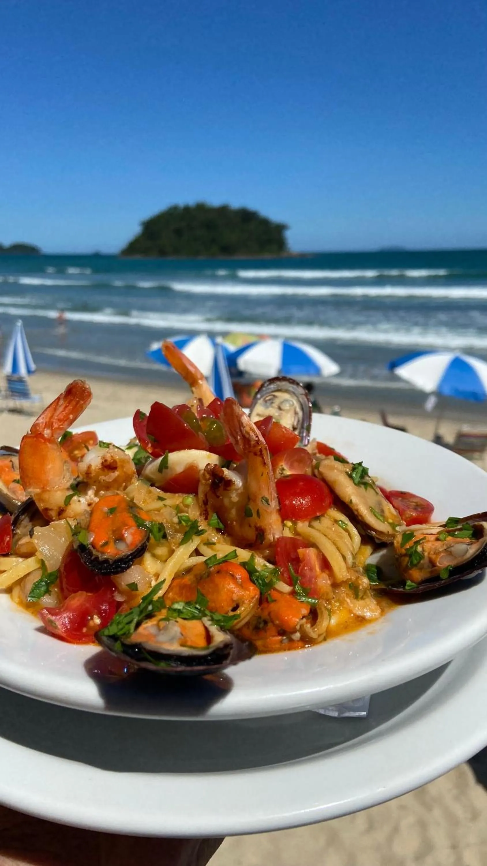 Restaurant/places to eat in Kaliman Pousada