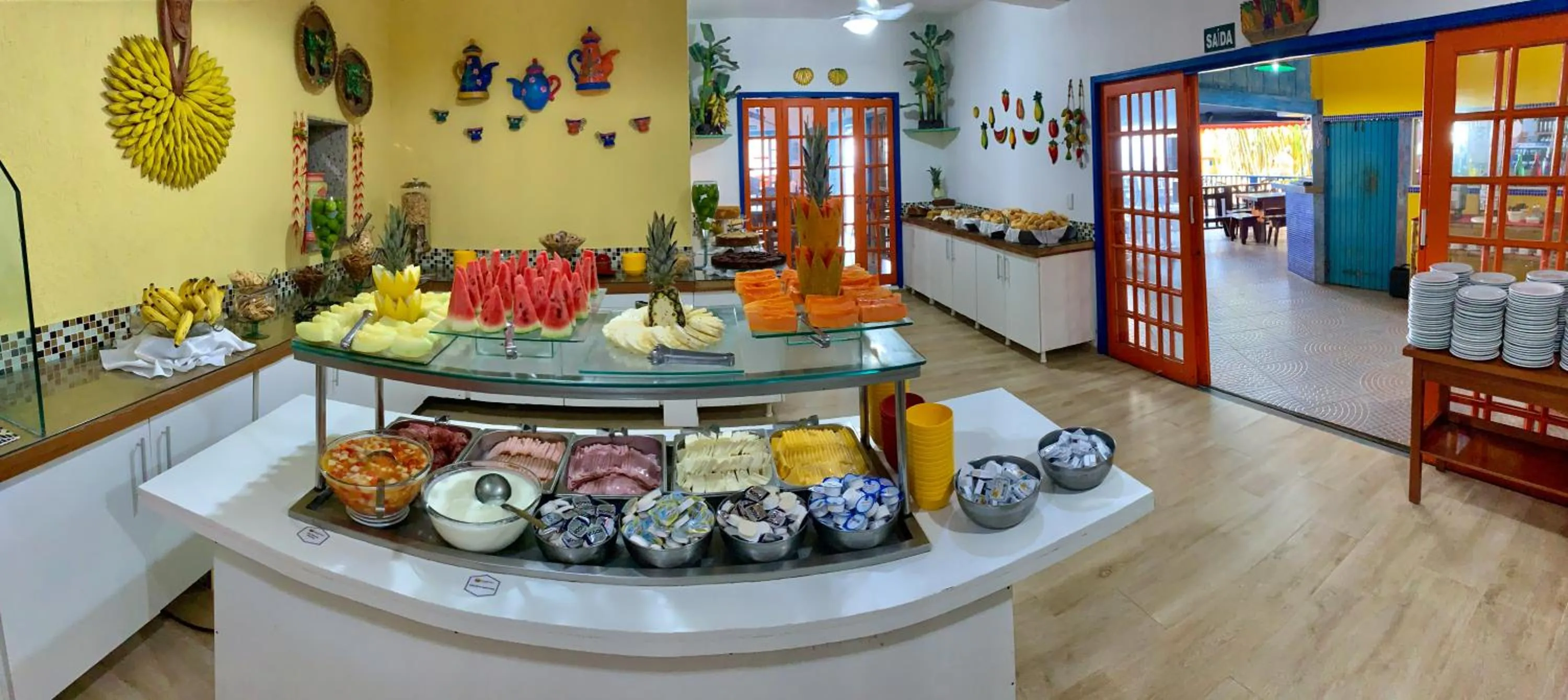 Buffet breakfast in Kaliman Pousada