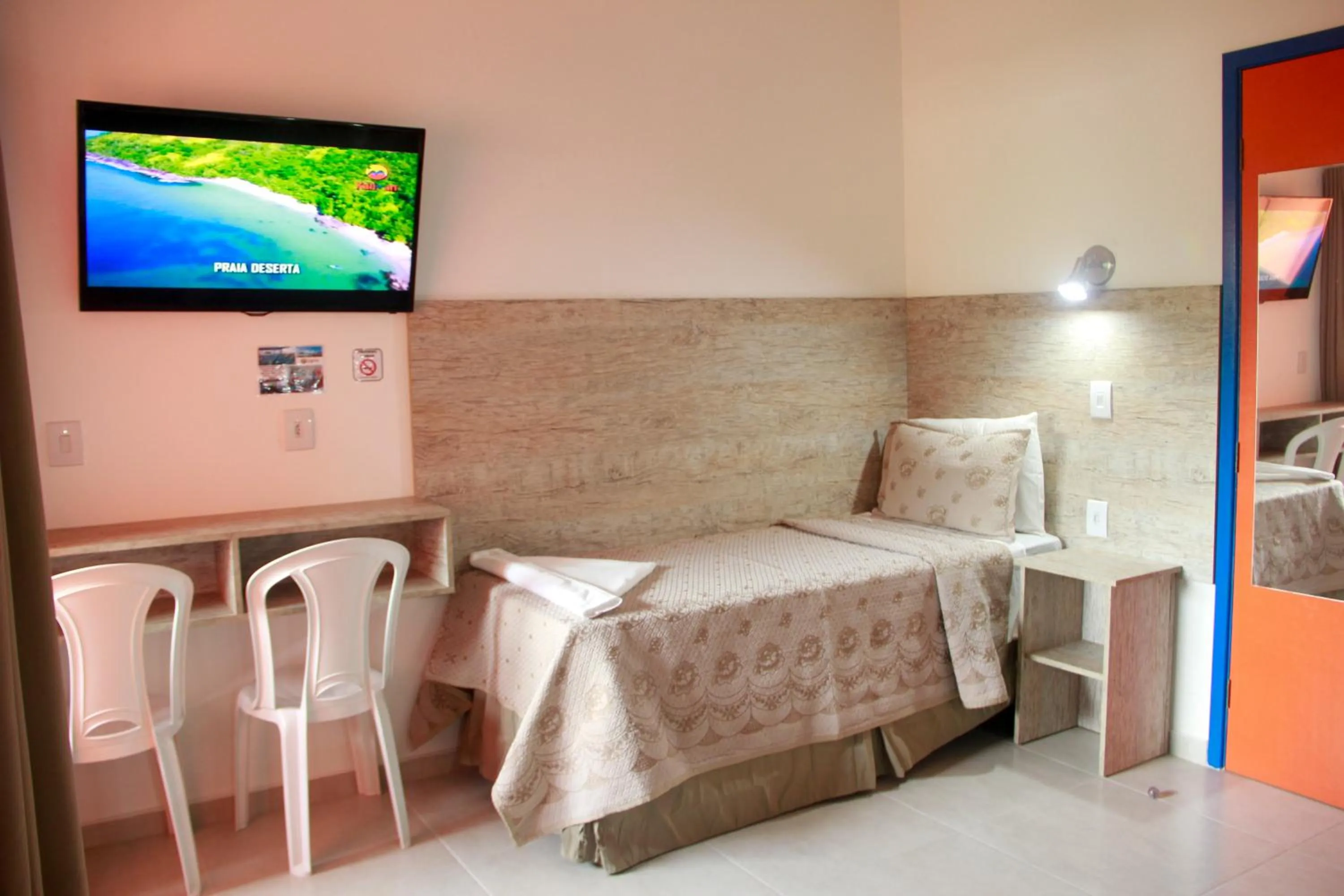 Bed in Kaliman Pousada