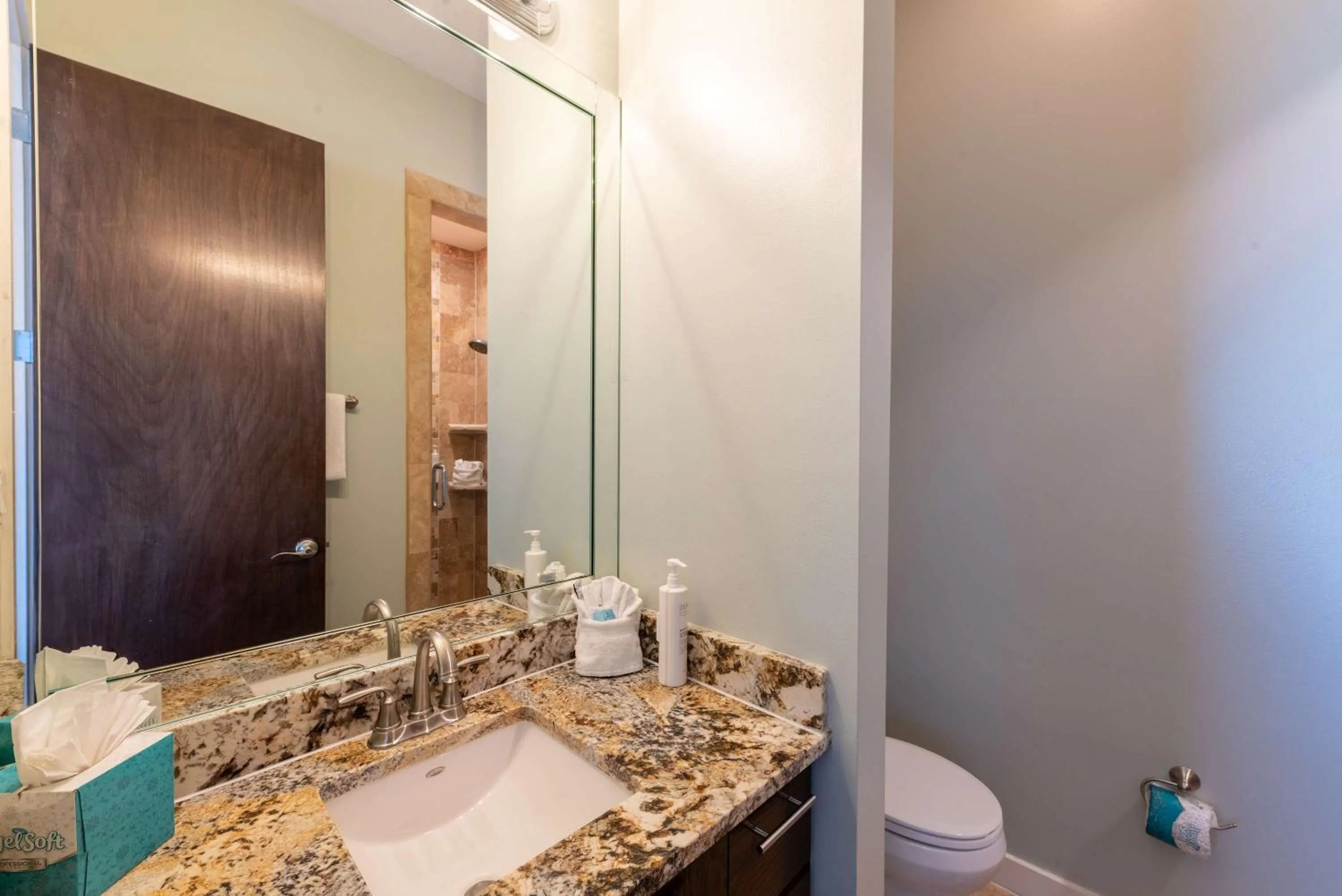 Beachfront 3 Bedroom Condo