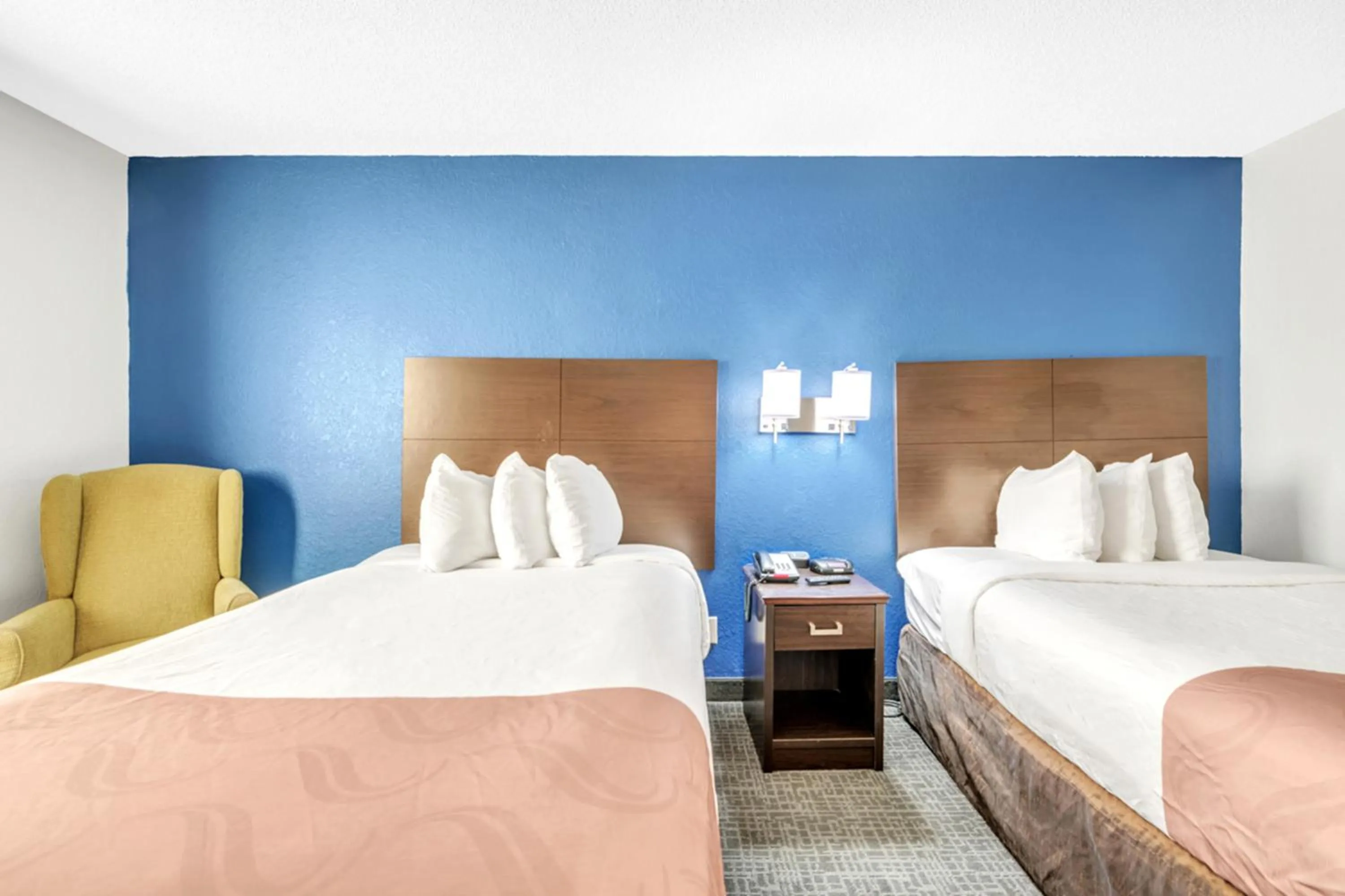 Bedroom, Bed in City Centre Inn at Newport News