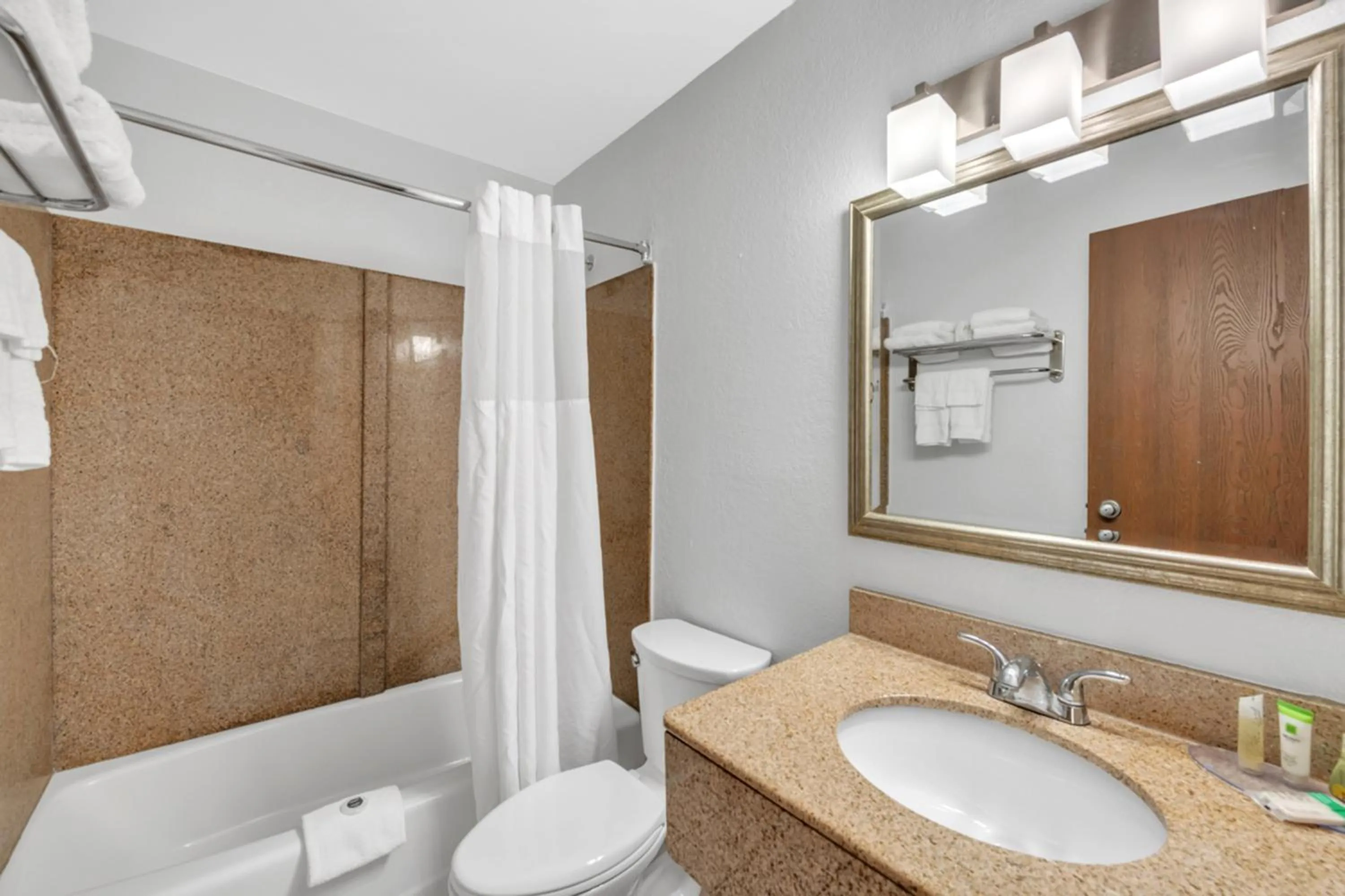 Bathroom in City Centre Inn at Newport News