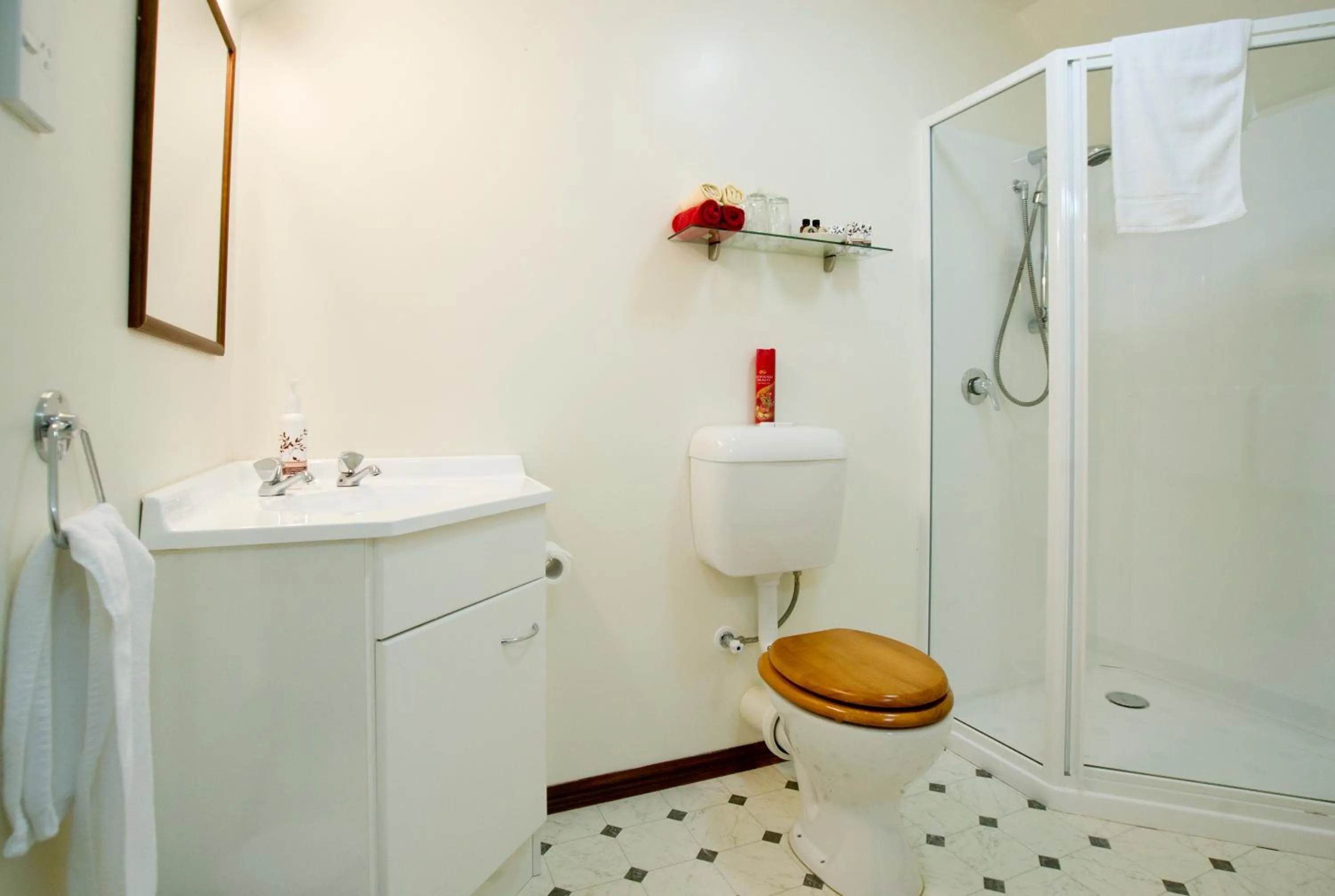 Bathroom in Oak Lodge