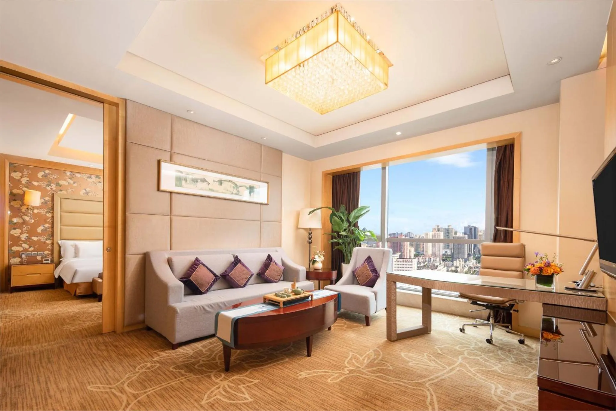 Photo of the whole room in Crowne Plaza Xiangyang by IHG