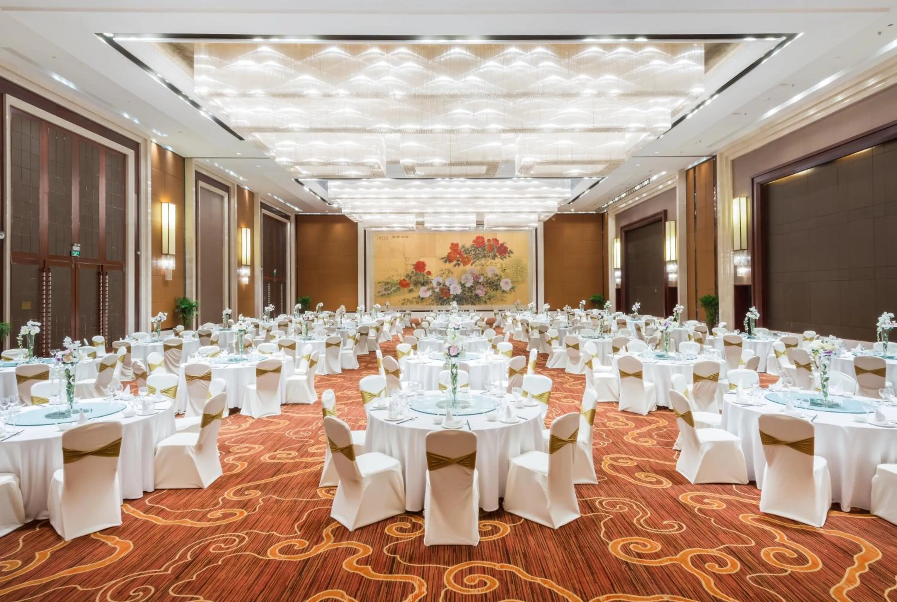 Meeting/conference room in Crowne Plaza Xiangyang by IHG