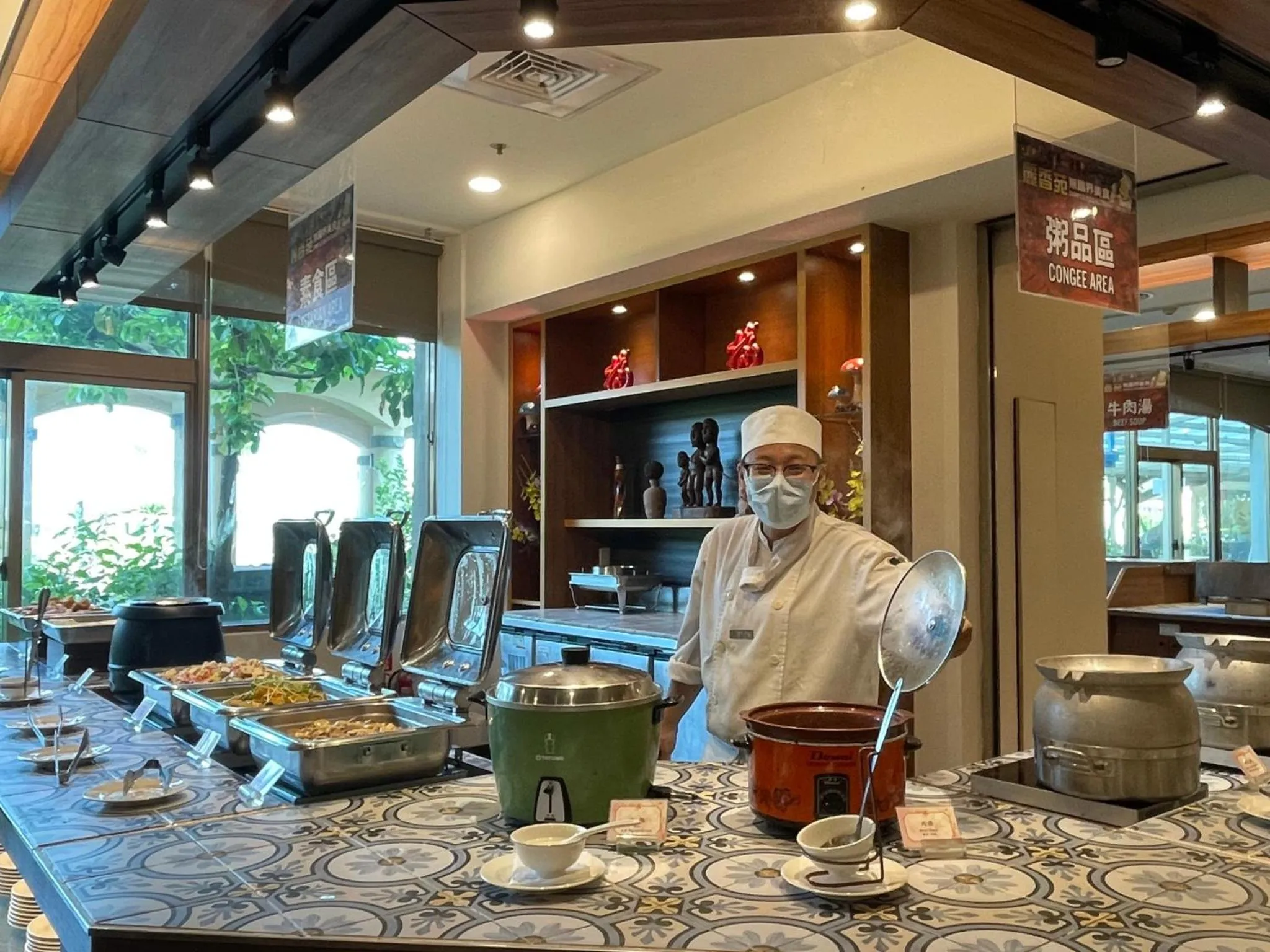 Restaurant/places to eat in Howard Beach Resort Kenting