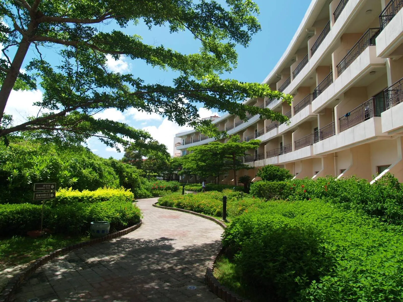 Property building in Howard Beach Resort Kenting