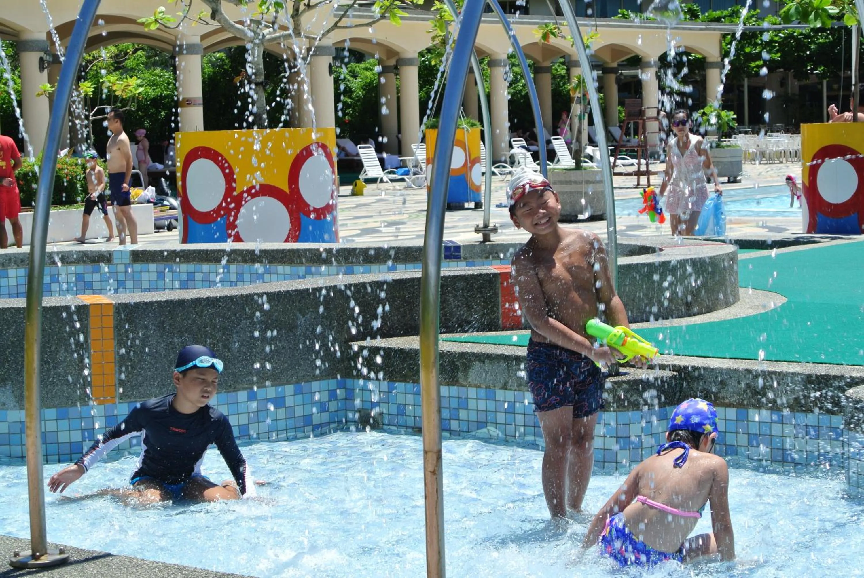 Swimming pool in Howard Beach Resort Kenting