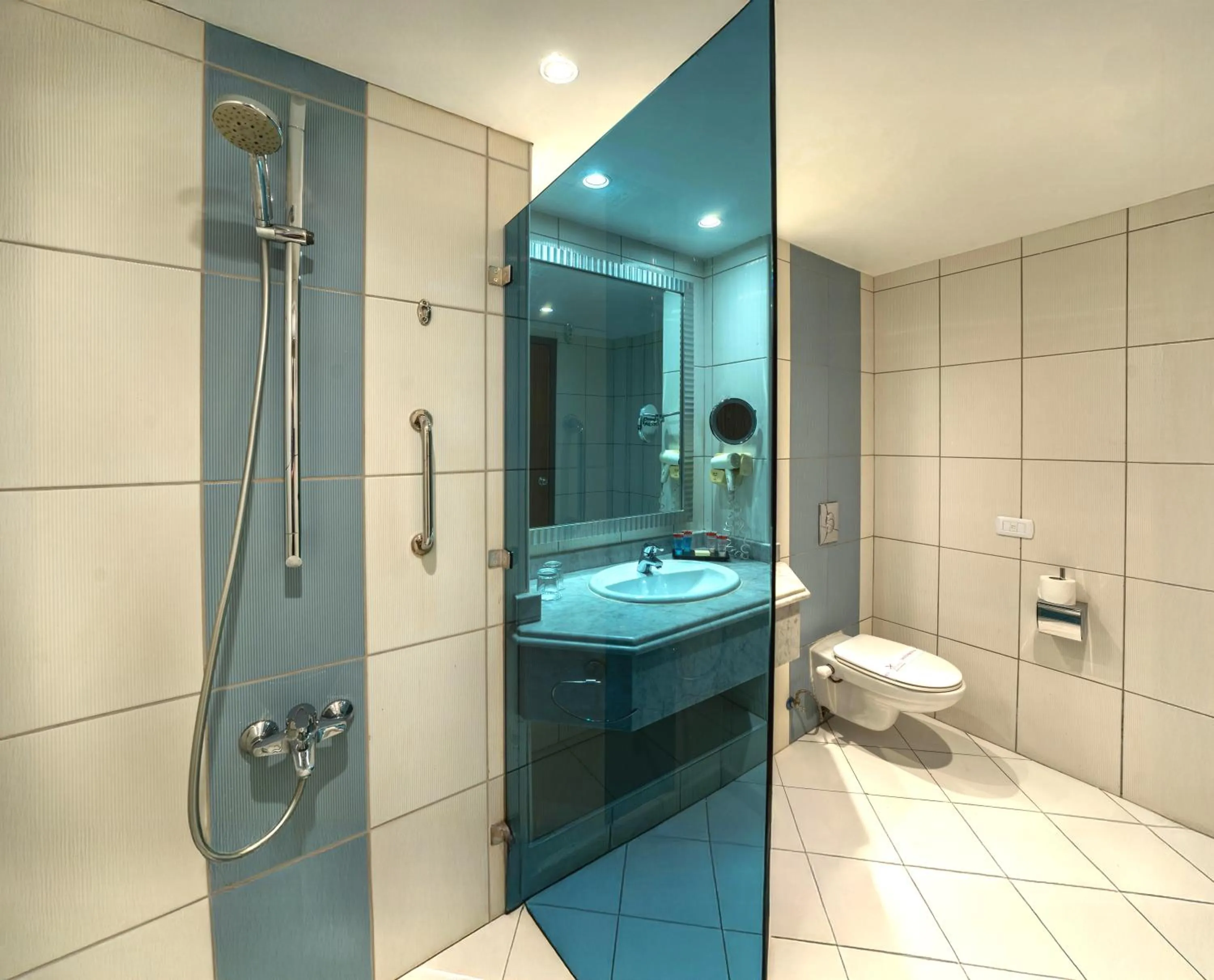 Bathroom in Xperience Kiroseiz Parkland