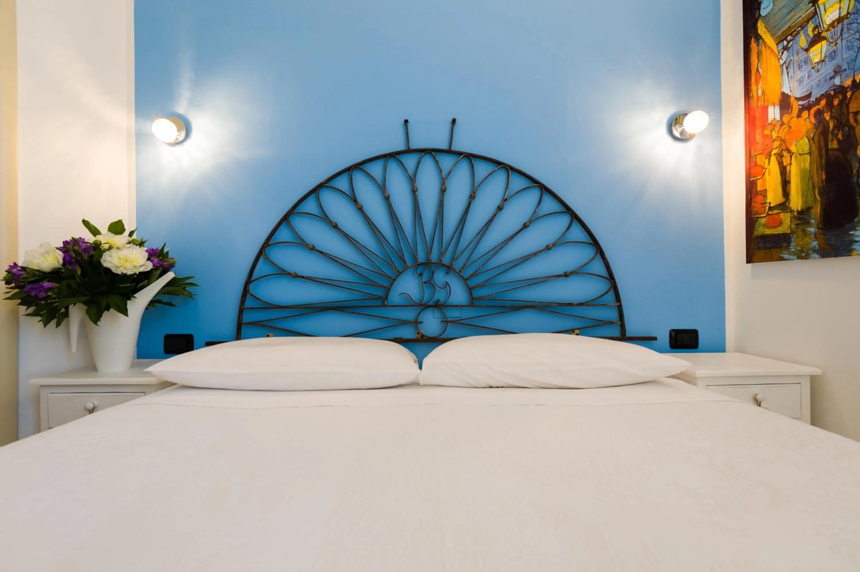 Decorative detail, Bed in Bergamo Sottosopra