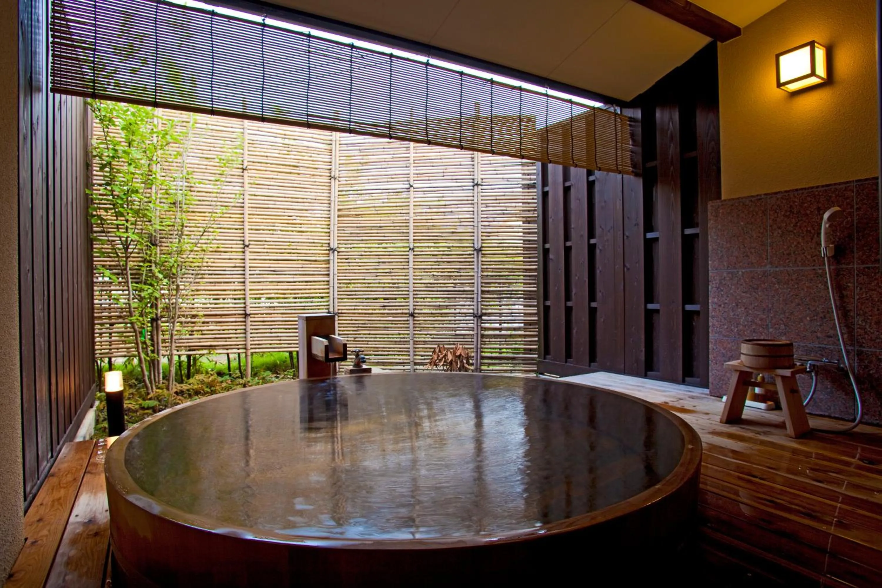 Hot Spring Bath in Yuyado Ichibanchi