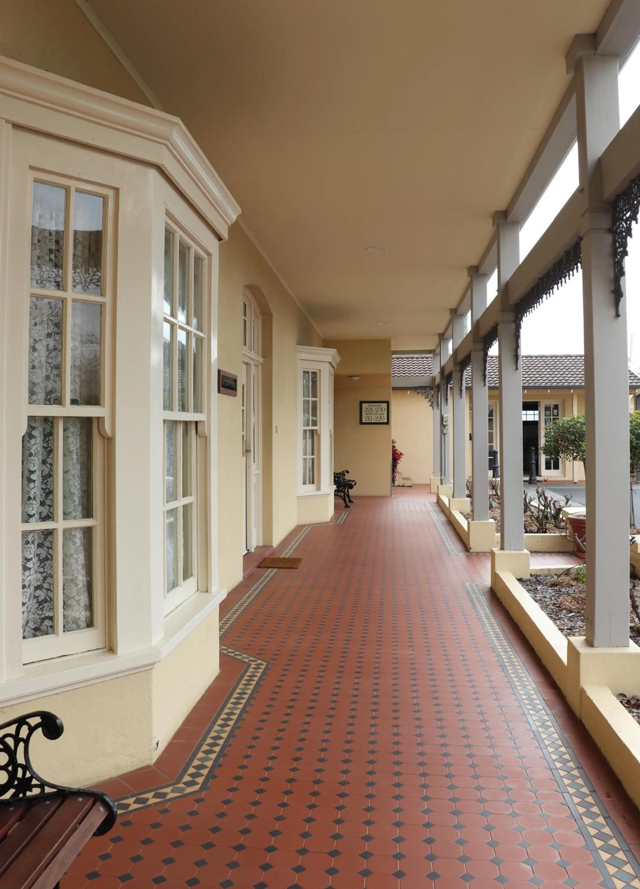 Facade/entrance in The Clifton Motel