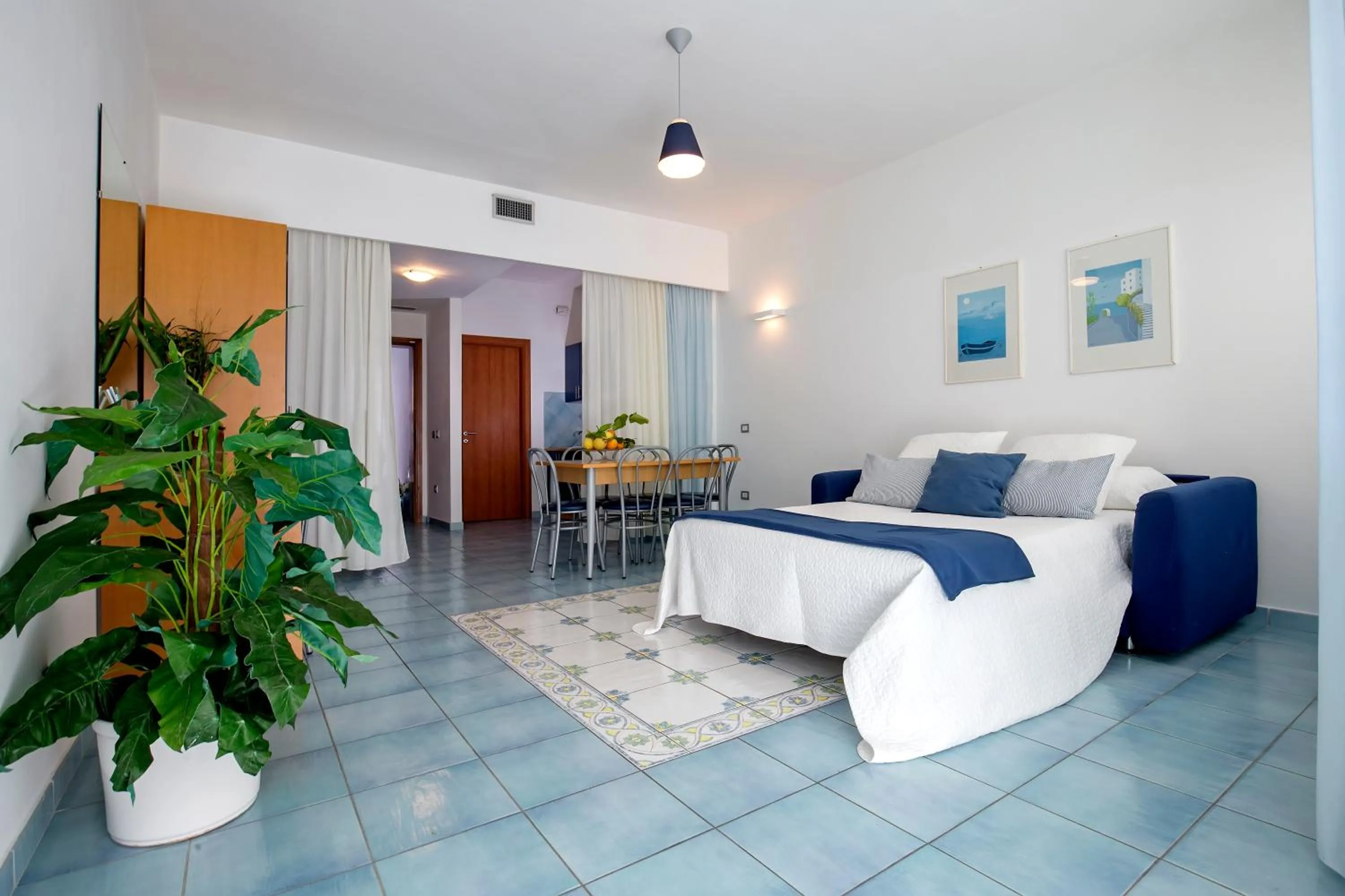 Kitchen or kitchenette, Bed in Angelina Residence