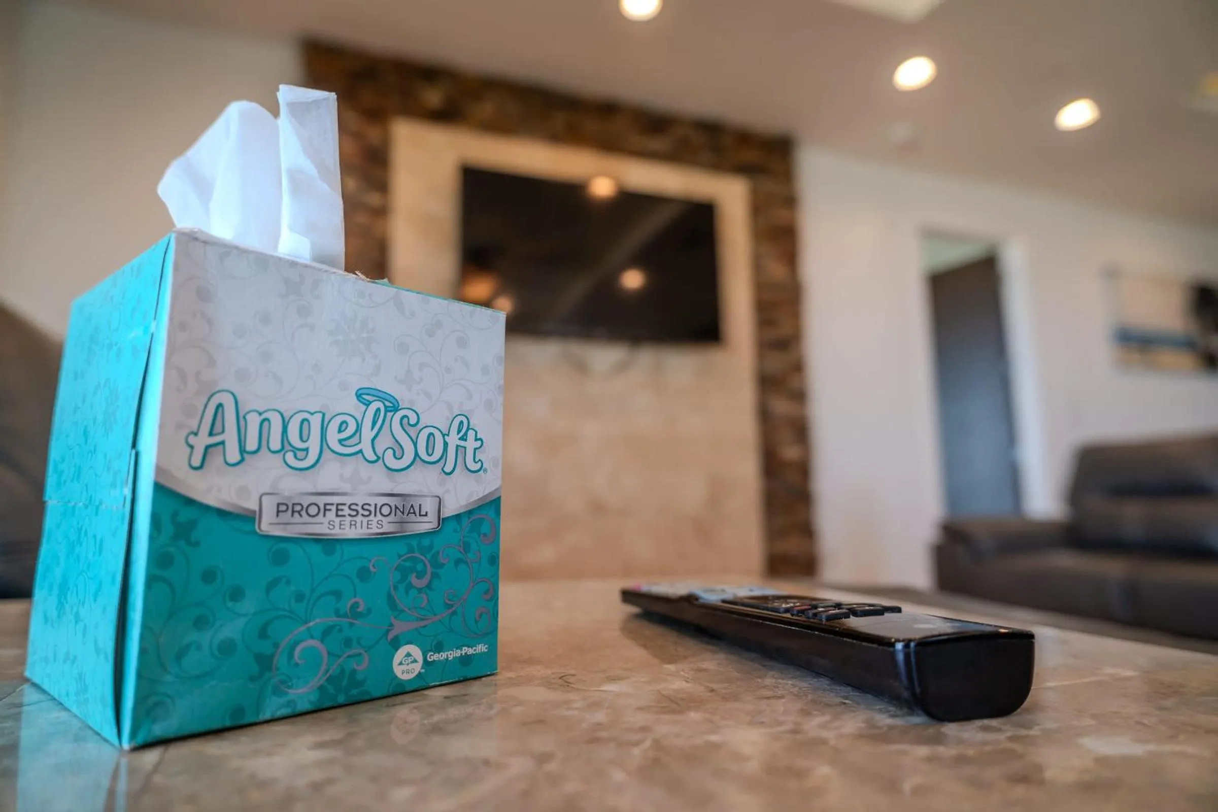 5 BEDROOM BEACHFRONT CONDO - 4th Floor