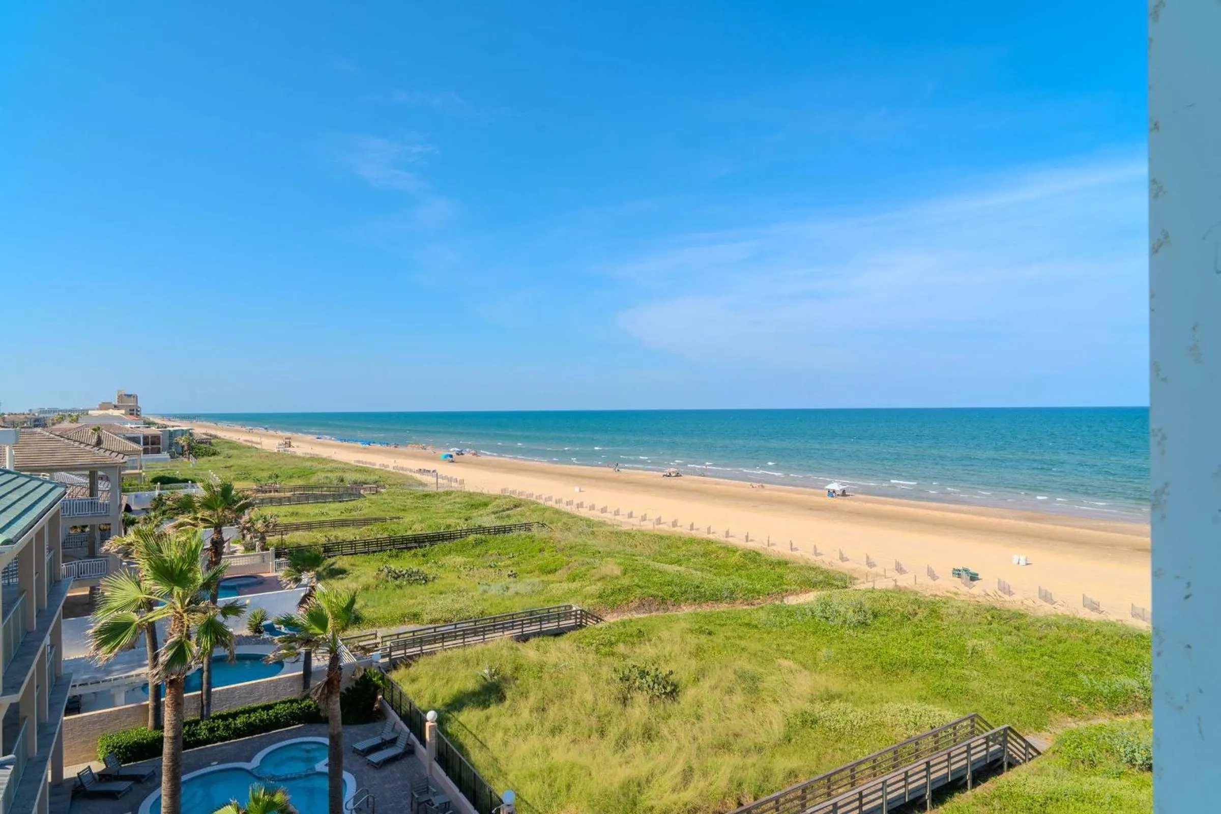 5 BEDROOM BEACHFRONT CONDO - 4th Floor