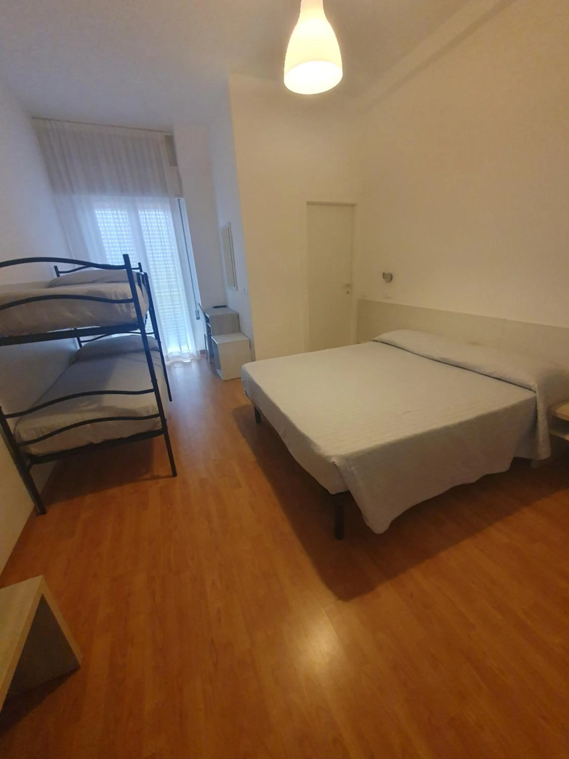 Bedroom, Bed in Hotel Kursaal