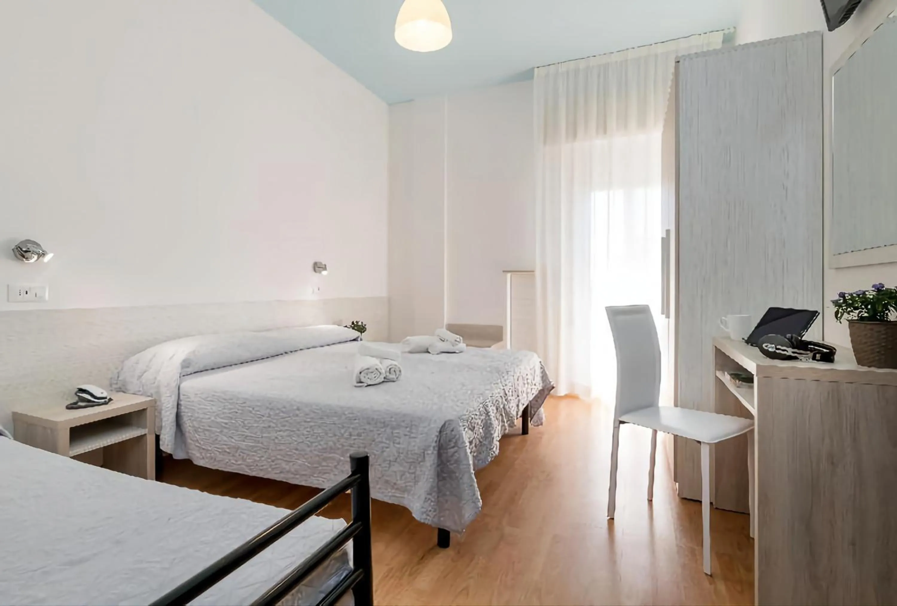 Bed in Hotel Kursaal