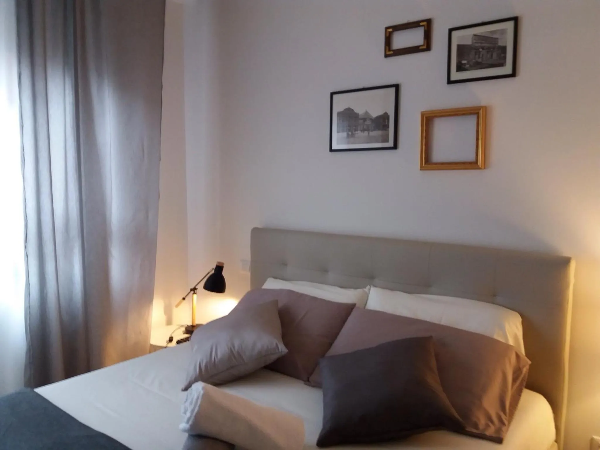 Bed in St. Peter's Luxury Rooms