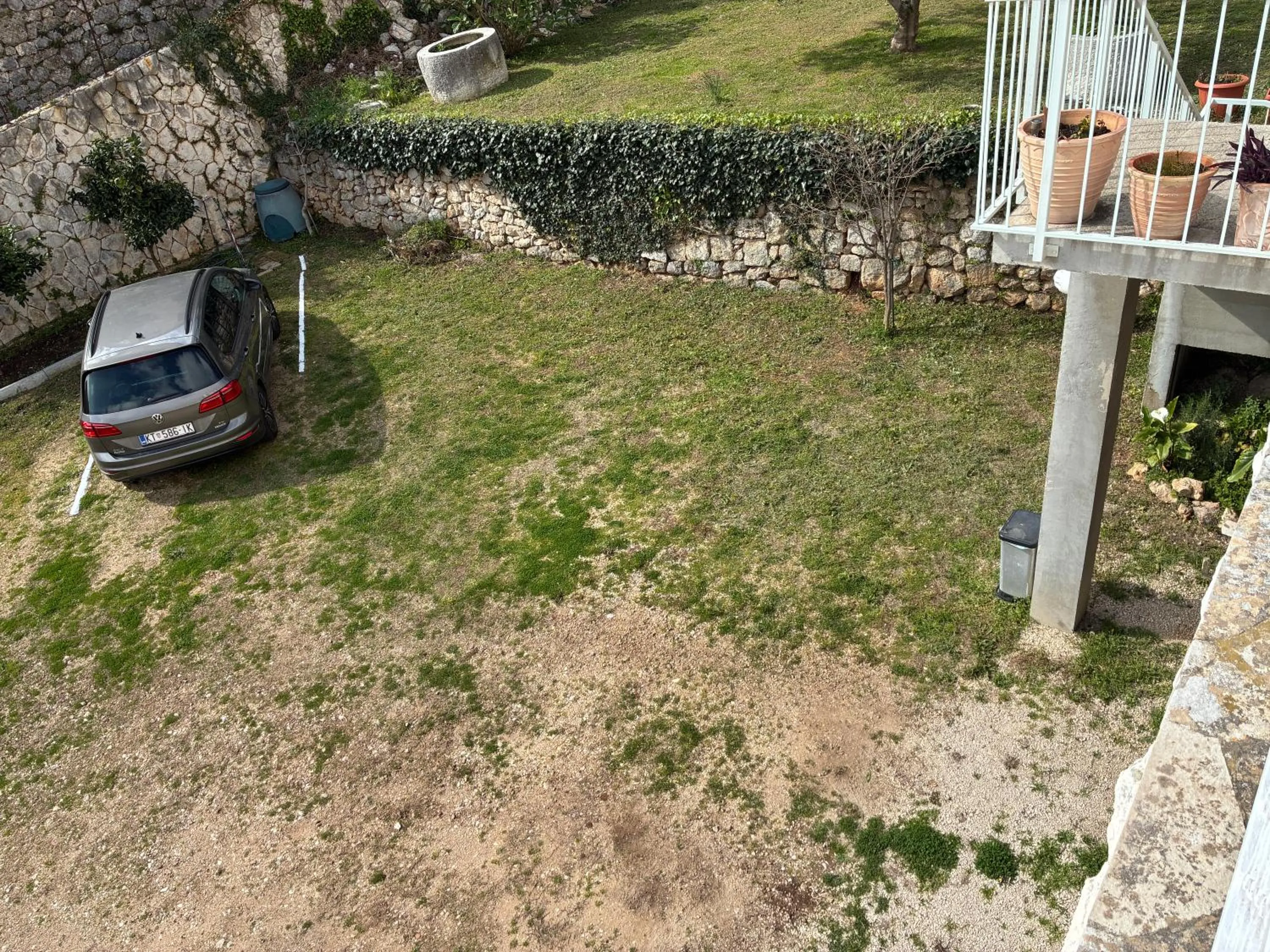 Parking in guesthouse Libertas