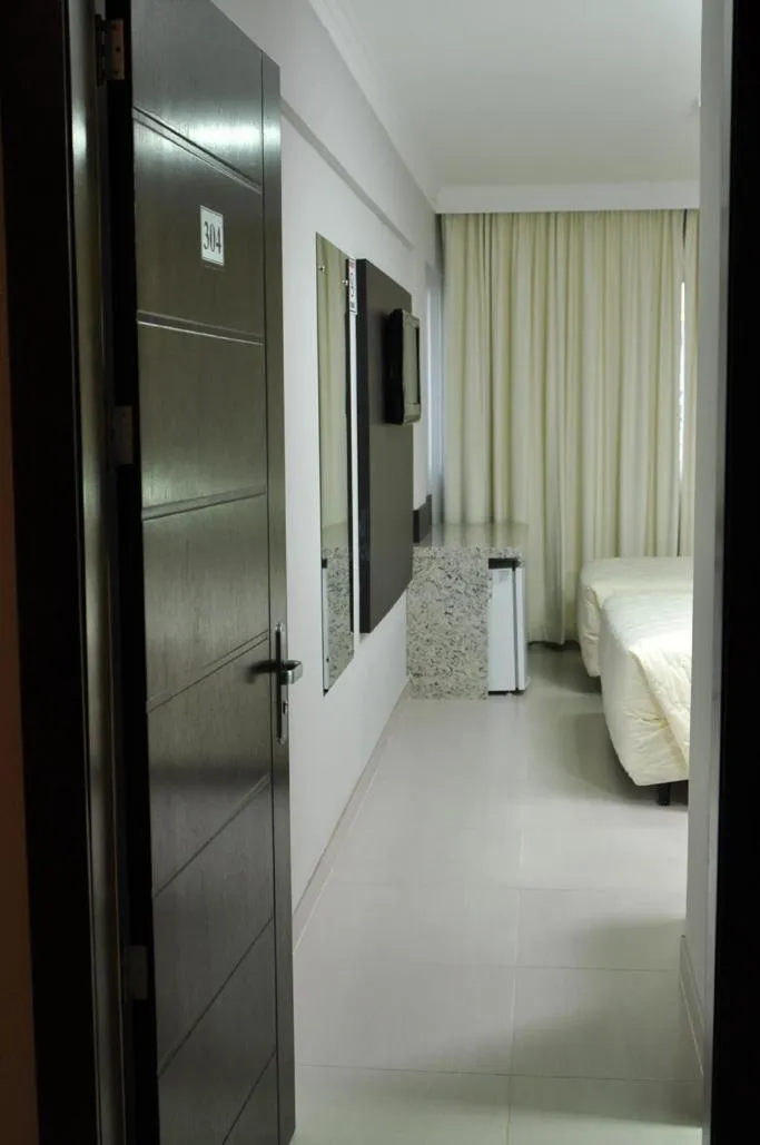 Photo of the whole room in Hotel Cantelle