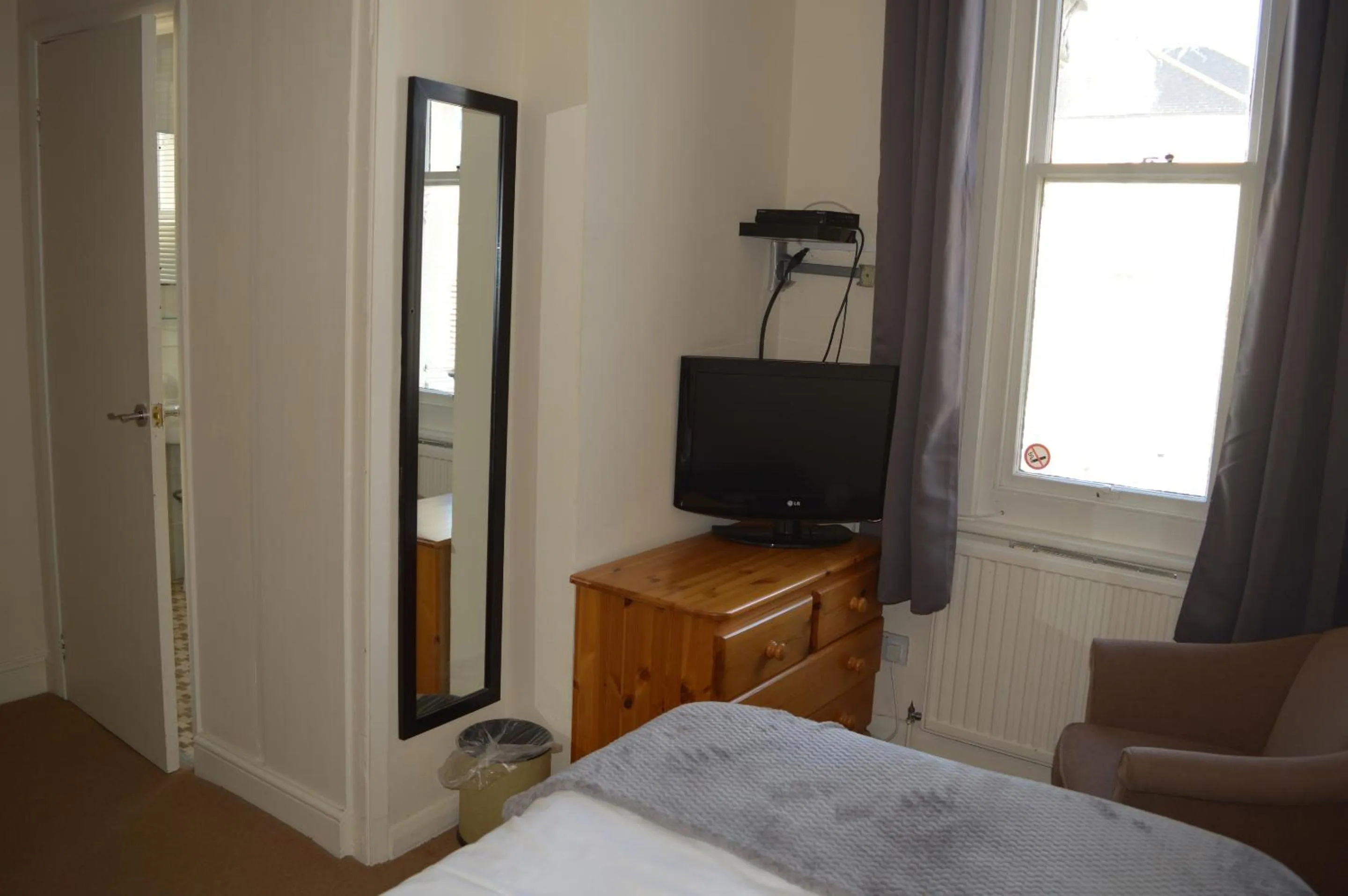 Bedroom, Bed in The Sheldon B&B - FREE private parking