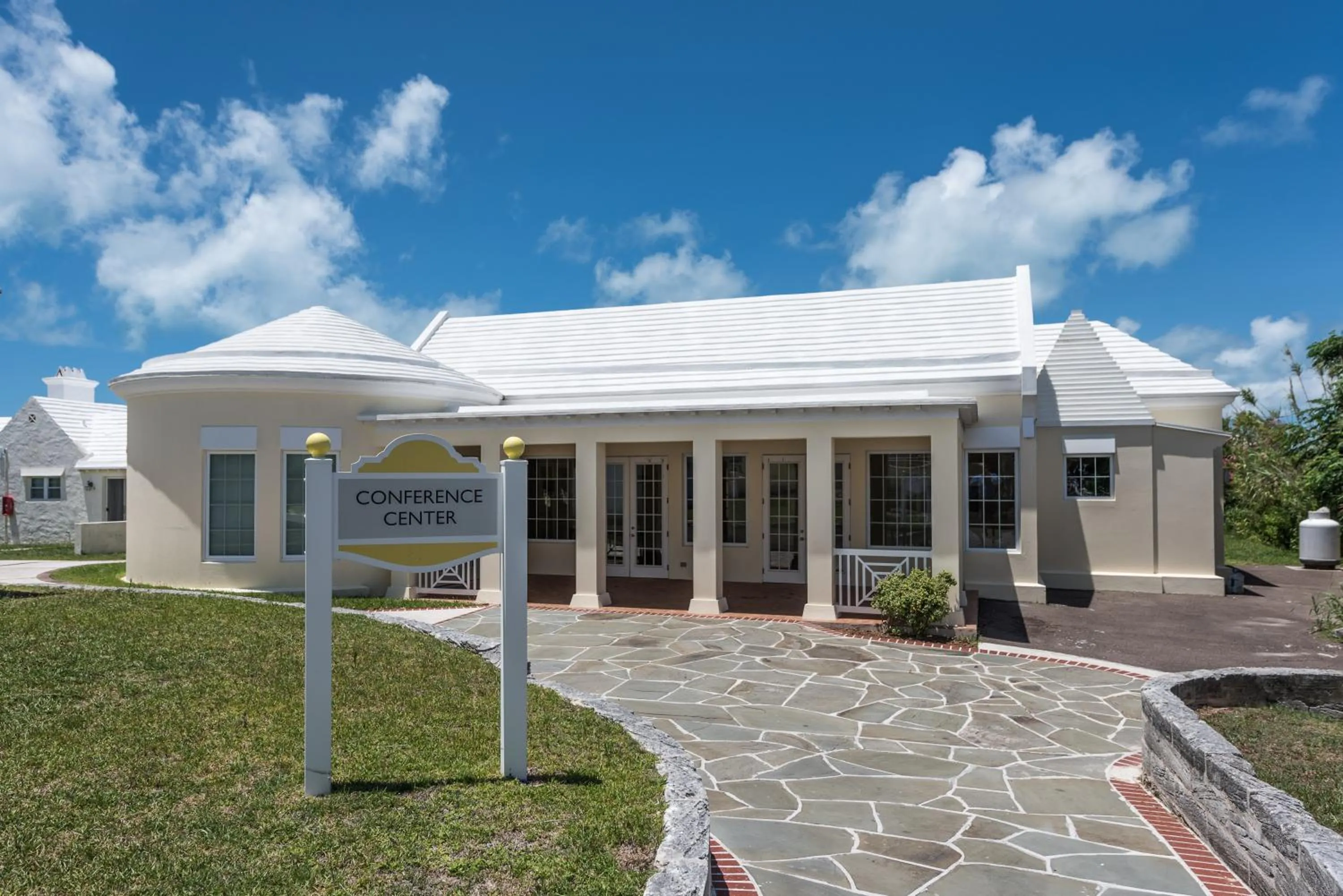 Business facilities in Willowbank Resort