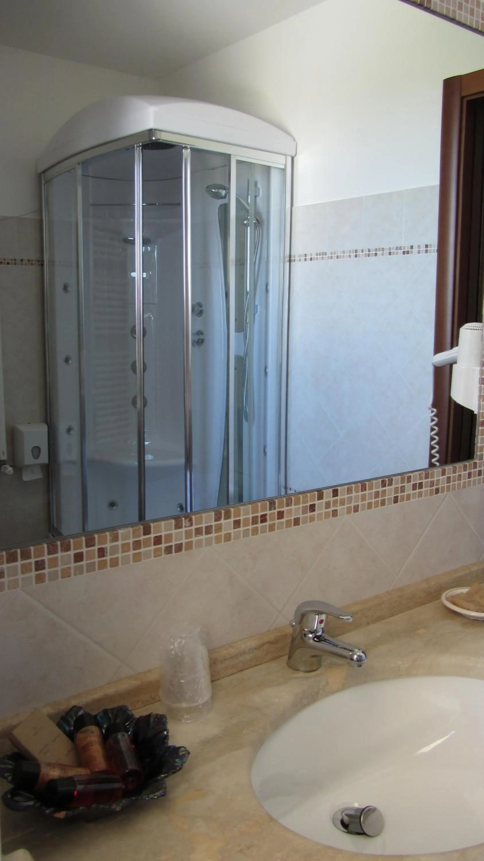 Bathroom in Locanda Del Parco Hotel