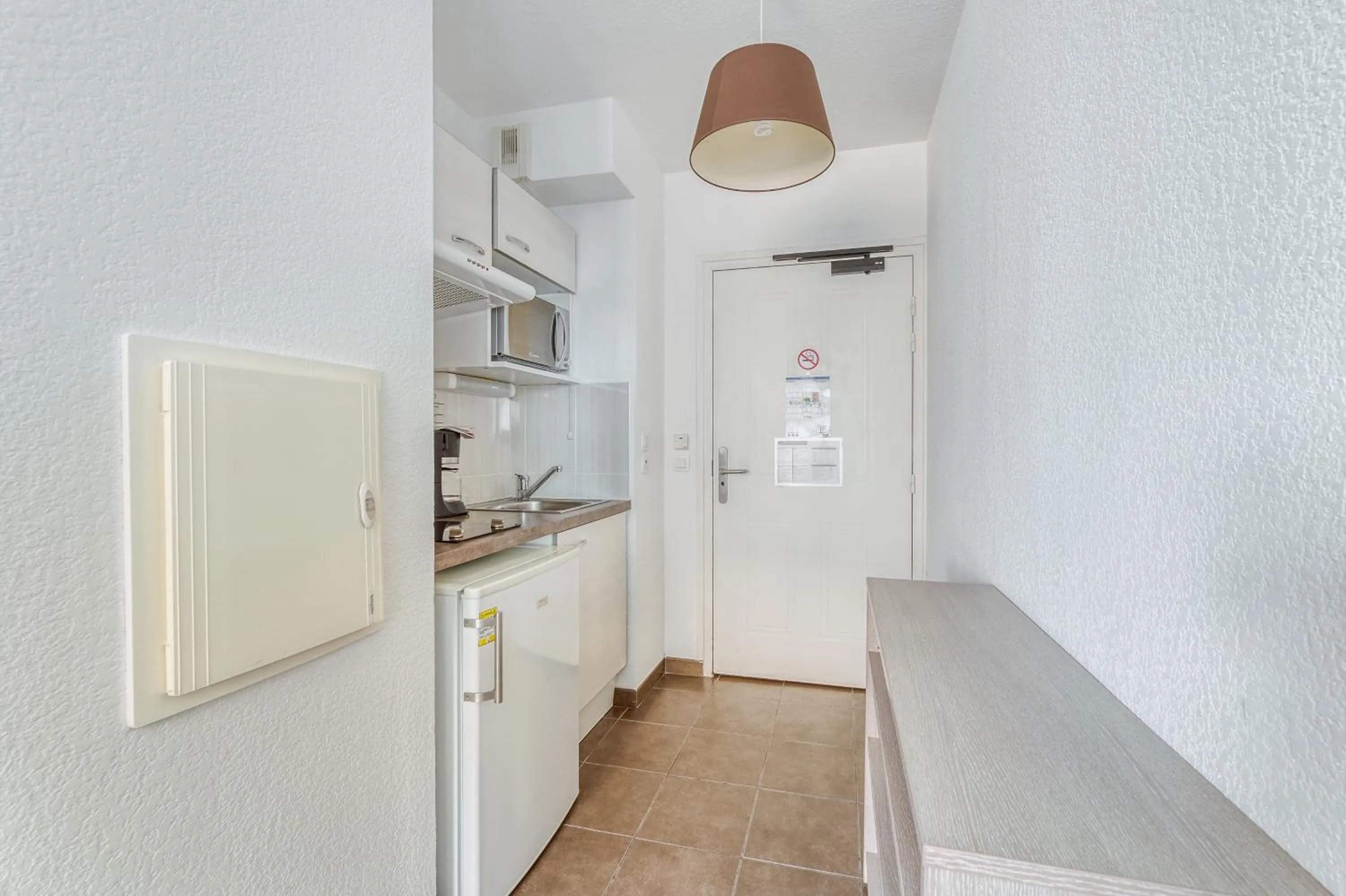 kitchen in All Suites Appart Hôtel - Dunkerque Centre