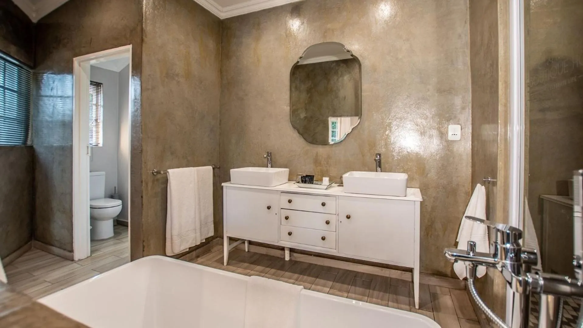 Toilet in ANEW Resort White River Mbombela