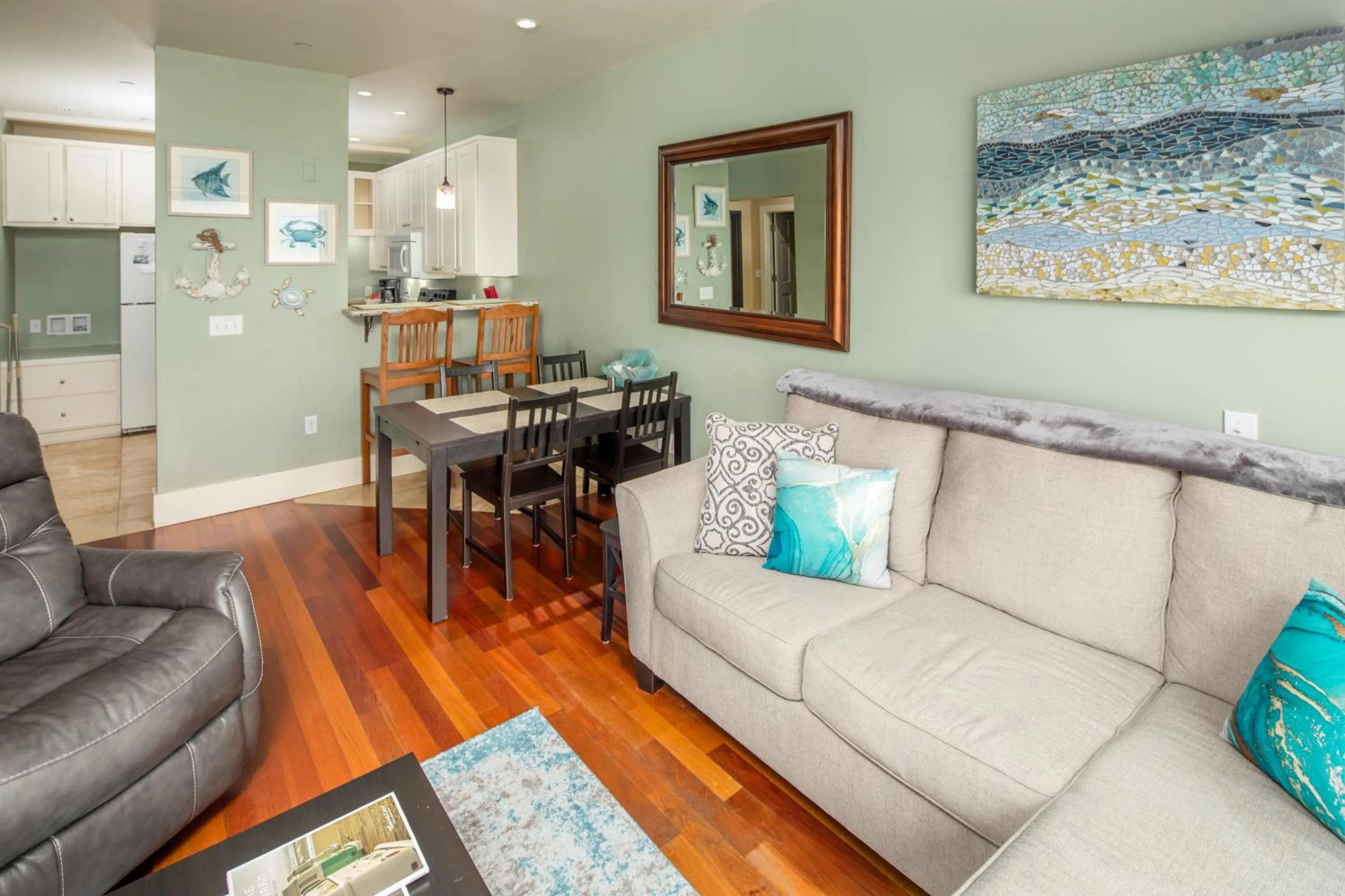 Living room in Three Arch Inn