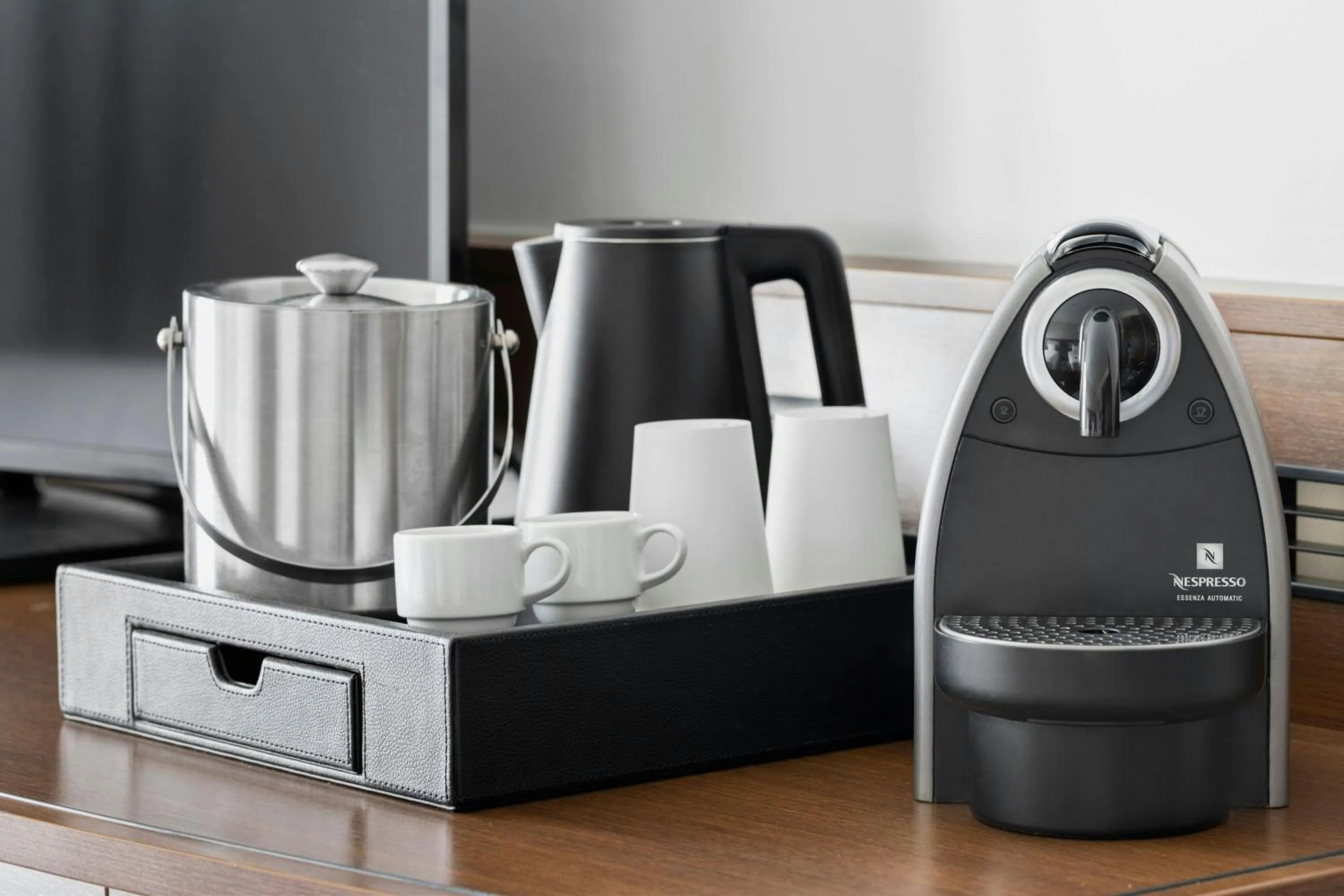 Photo of the whole room in Courtyard by Marriott Munich City East