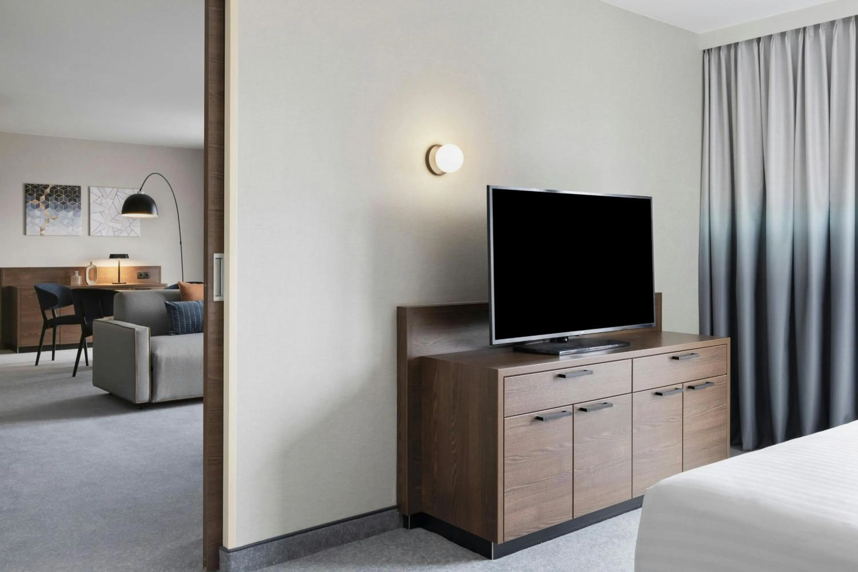 Photo of the whole room, Bed in Courtyard by Marriott Munich City East