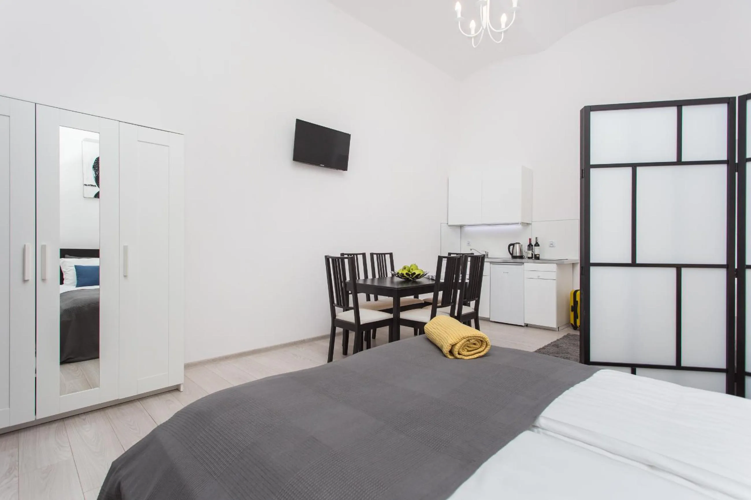 Photo of the whole room, Bed in Krakow B&B - Old Town