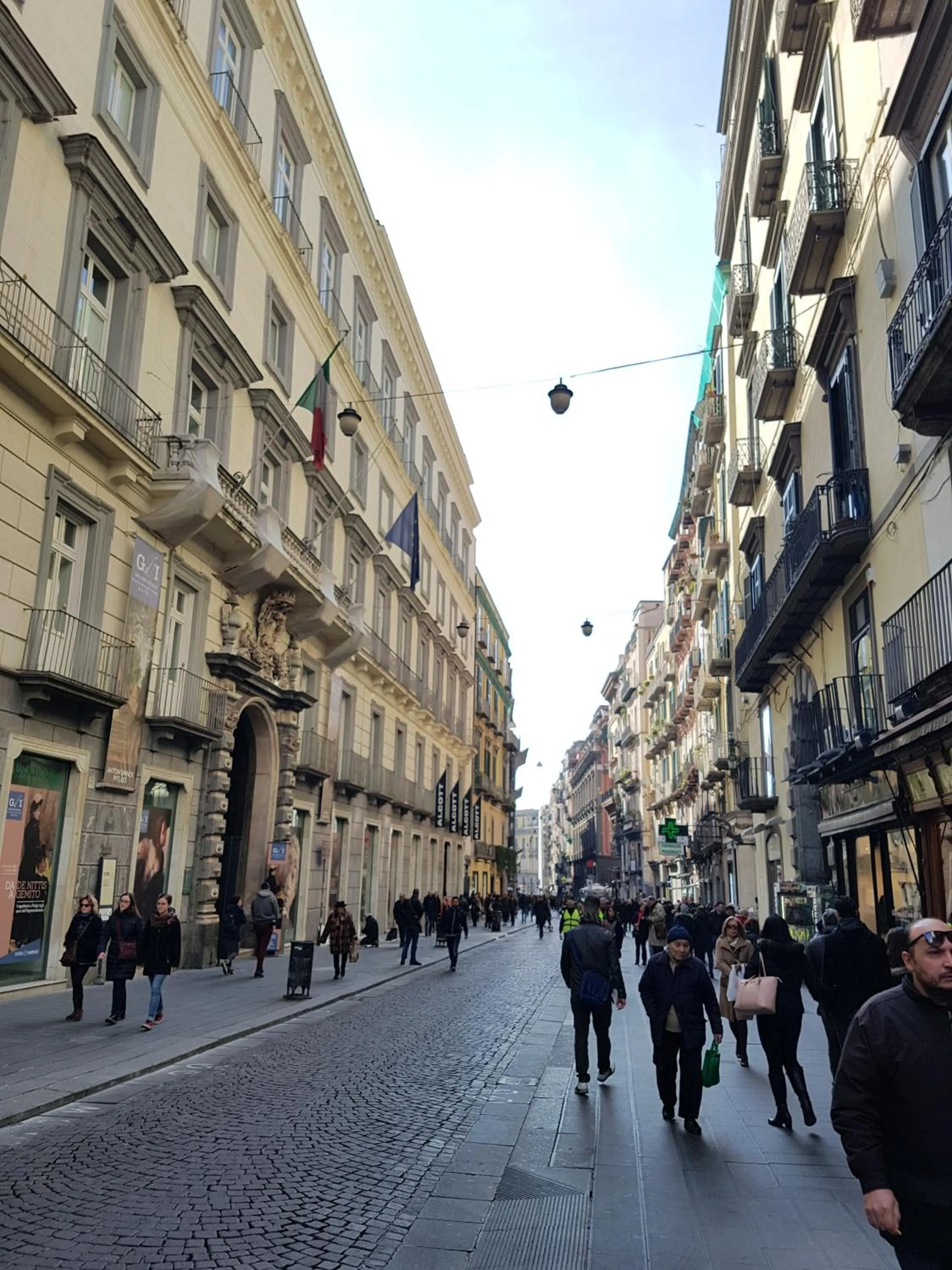 Neighbourhood in B&B NAPOLI AMORE MIO